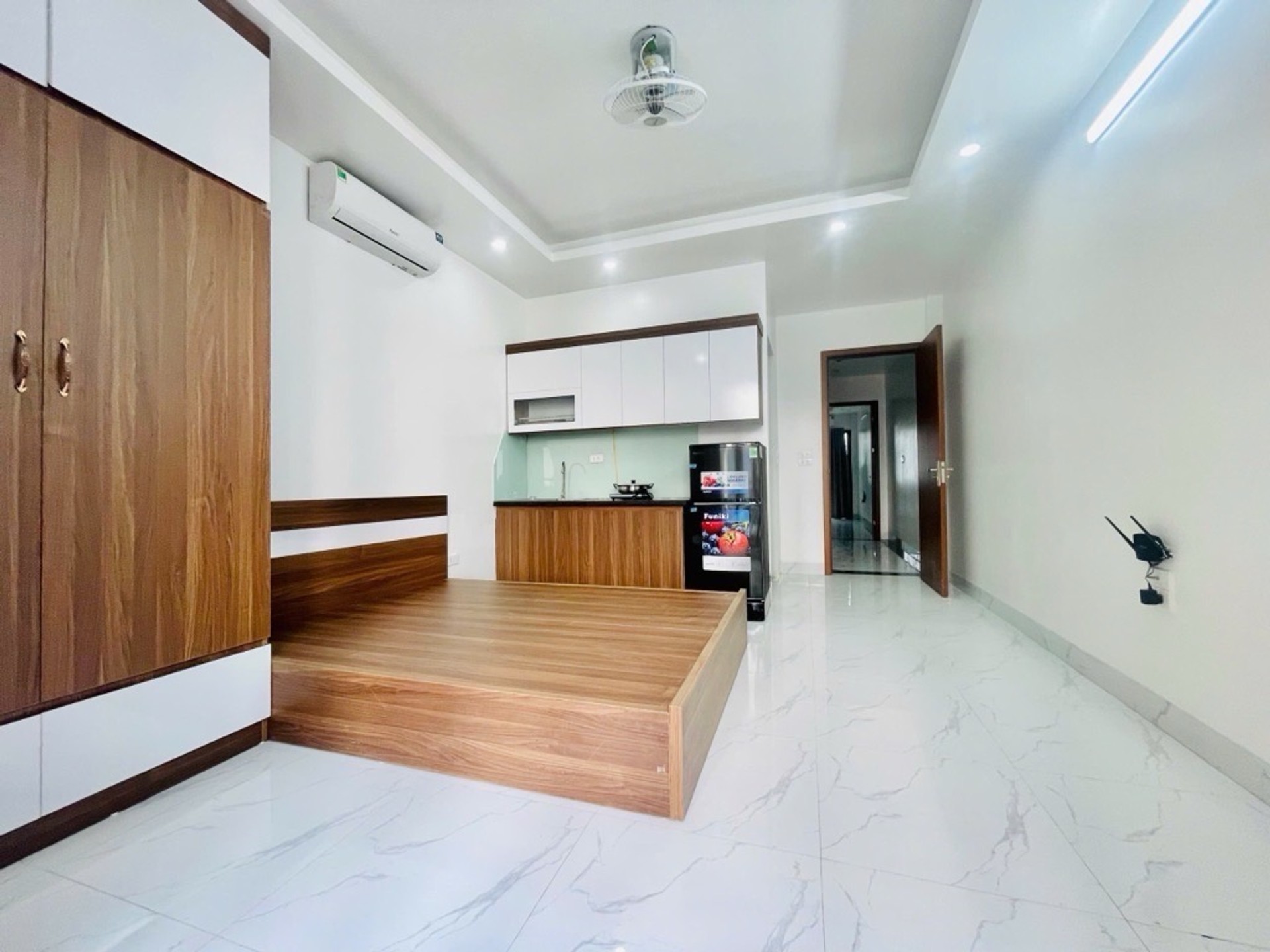 Bán nhà Kim Ngưu - diện tích 55m2 6 tầng - gần ô tô - giá 14,6 tỷ