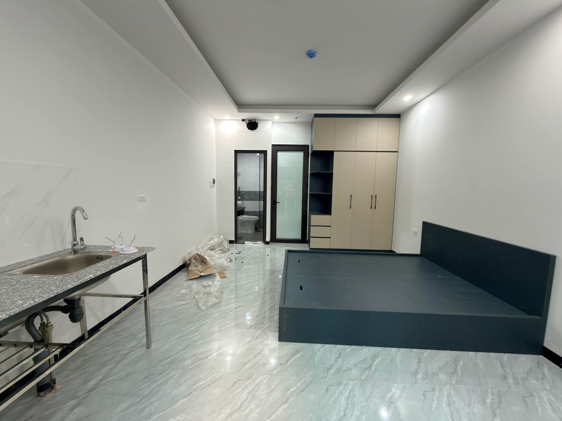 Bán nhà Lĩnh Nam - diện tích 53m2 6 tầng - Ô TÔ TRÁNH CHỈ 100m - giá 12,6 tỷ