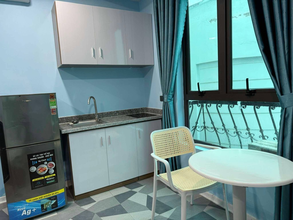 Bán nhà Trần Duy Hưng - diện tích 101m2 7 tầng - Khách sạn full nội thất đẳng cấp - giá 32 tỷ