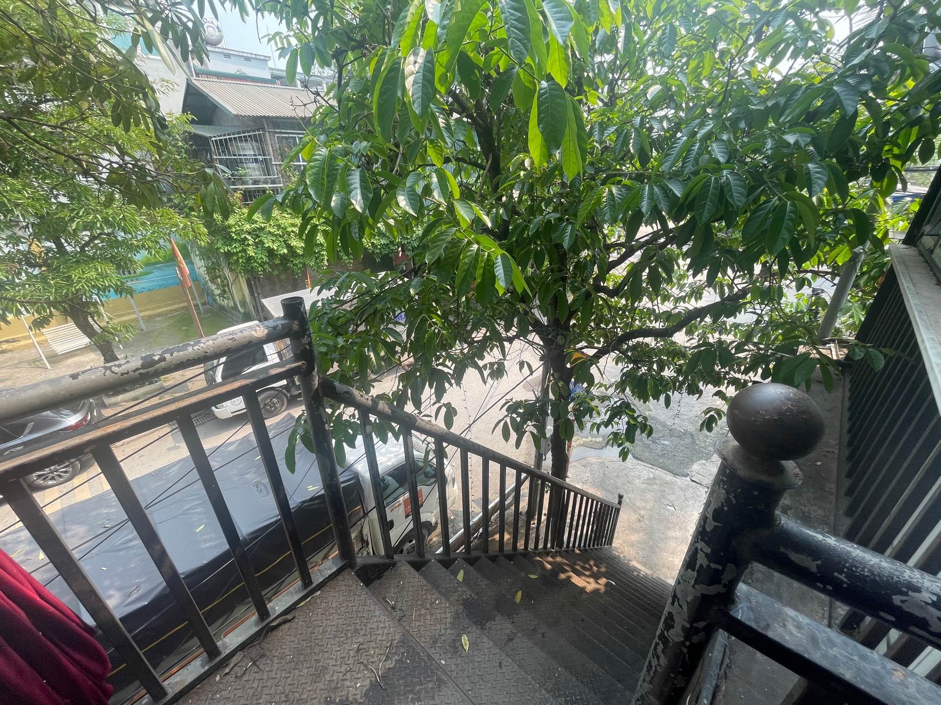 Bán nhà Đại Mỗ - diện tích 198m2 3 tầng - Lô góc 2 mặt thoáng - giá 16,5 tỷ