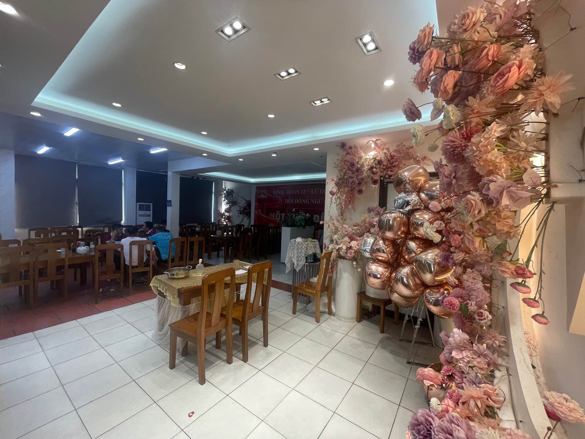 Bán nhà Đại Mỗ - diện tích 198m2 3 tầng - Lô góc 2 mặt thoáng - giá 16,5 tỷ