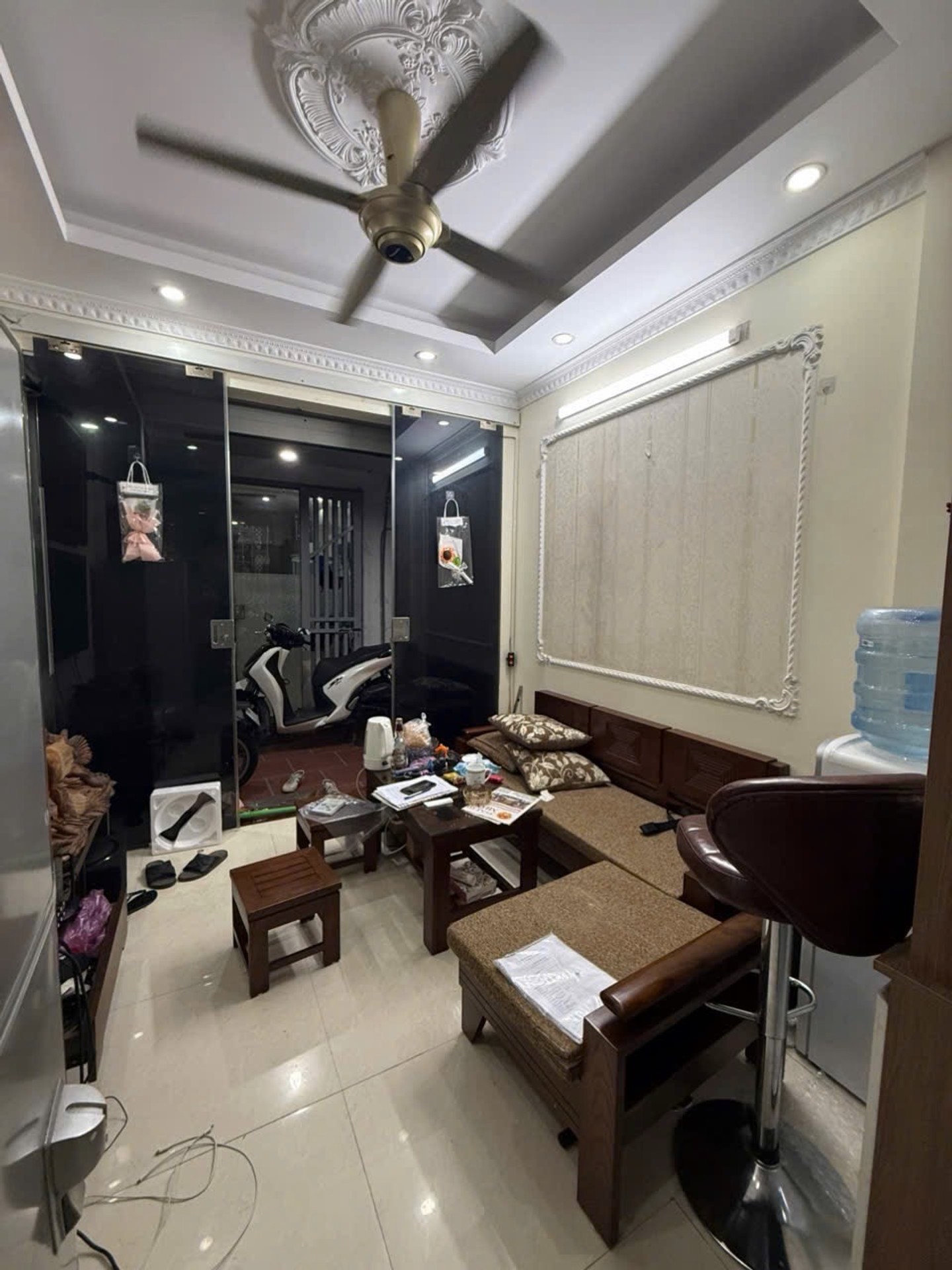 Bán nhà Thanh Lân - diện tích 66m2 5 tầng - gần ô tô - giá 3,8 tỷ