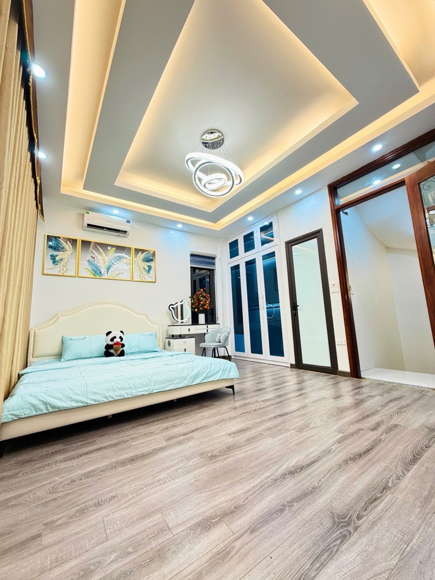 Bán nhà Định Công Thượng - diện tích 33m2 5 tầng - 3 mặt thoáng - giá 8,98 tỷ