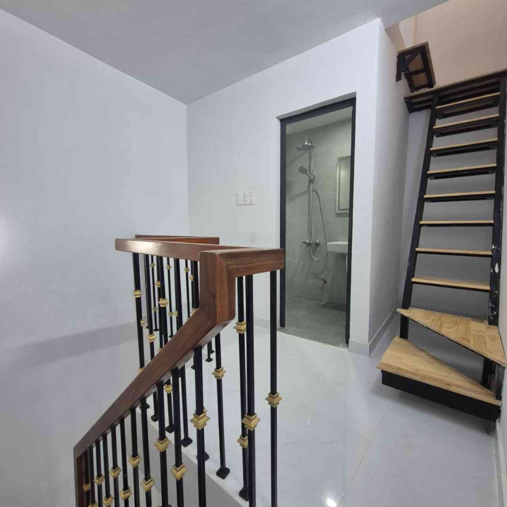 Bán nhà Thanh Lân - diện tích 65m2 3 tầng - gần ô tô - giá 3,5 tỷ
