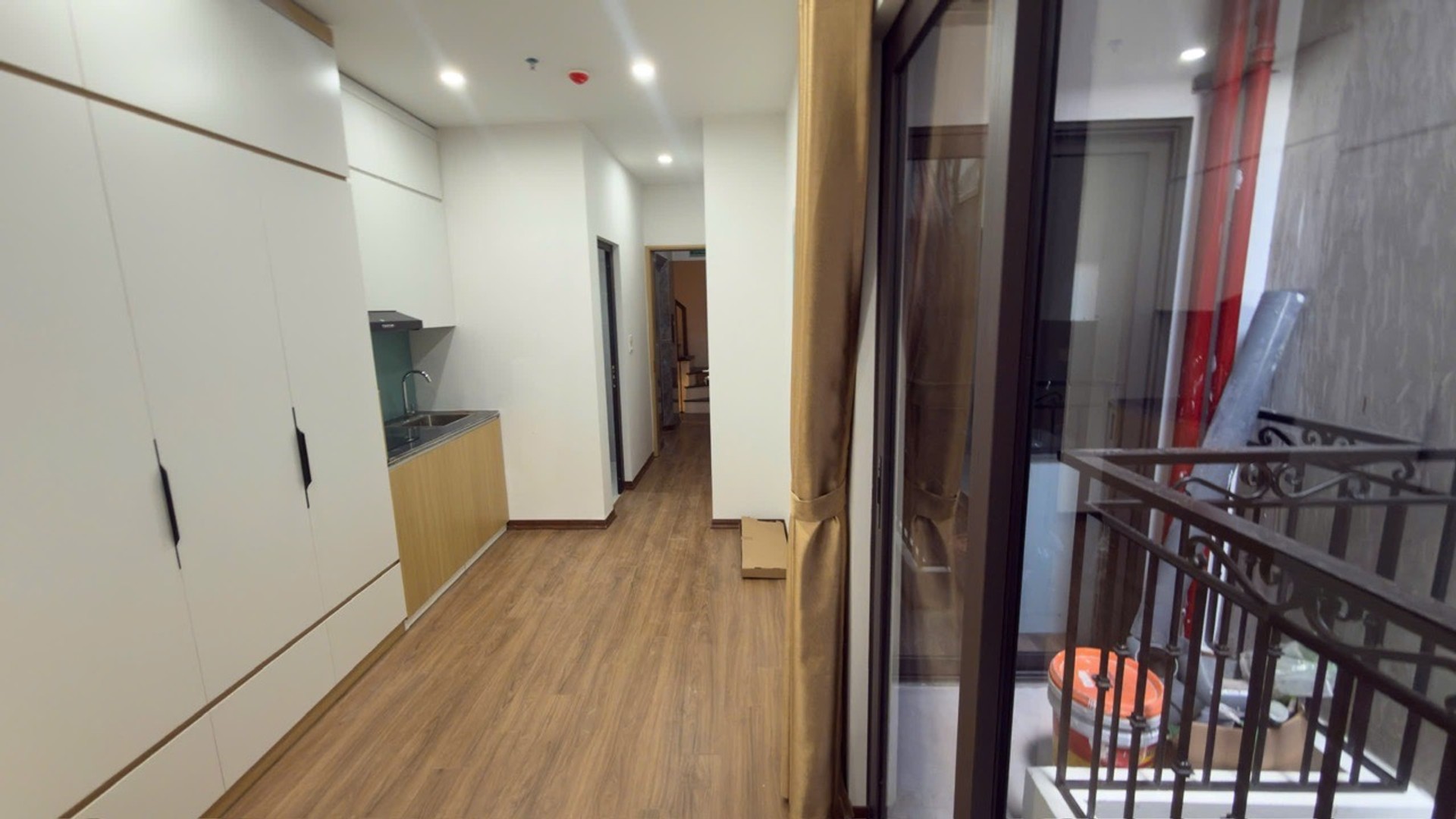 Bán nhà Định Công Thượng - diện tích 45m2 6 tầng - Căn hộ dịch vụ cao cấp - giá 12,3 tỷ