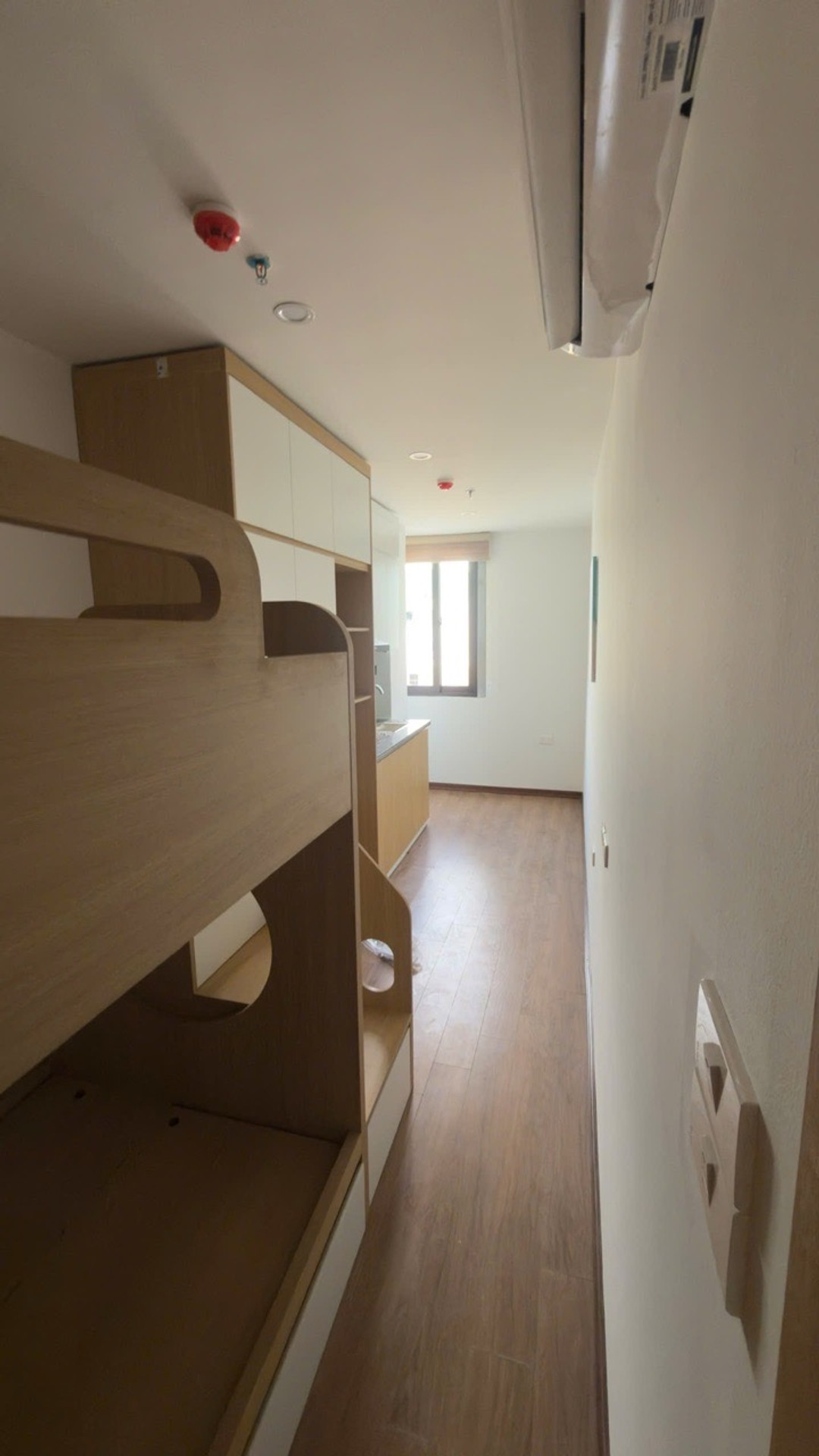 Bán nhà Định Công Thượng - diện tích 45m2 6 tầng - Căn hộ dịch vụ cao cấp - giá 12,3 tỷ