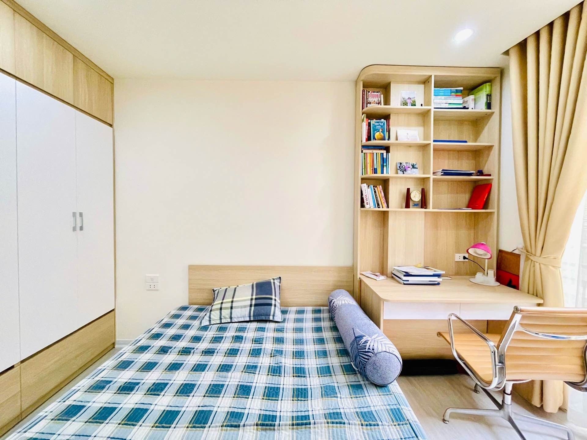 Bán nhà Minh Khai - diện tích 34m2 4 tầng - Lô góc hiếm 4 mặt thoáng - giá 14,2 tỷ