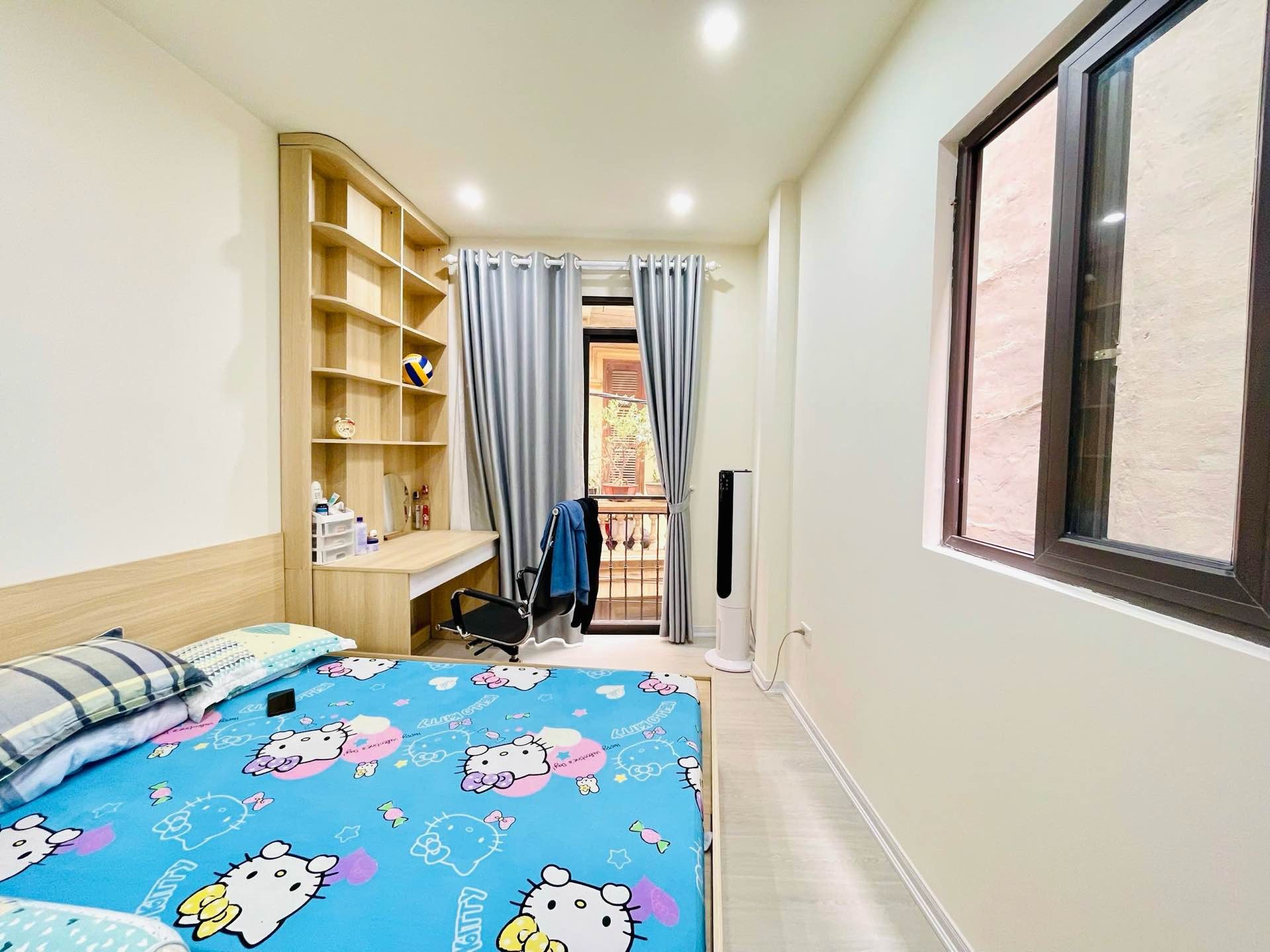 Bán nhà Minh Khai - diện tích 34m2 4 tầng - Lô góc hiếm 4 mặt thoáng - giá 14,2 tỷ