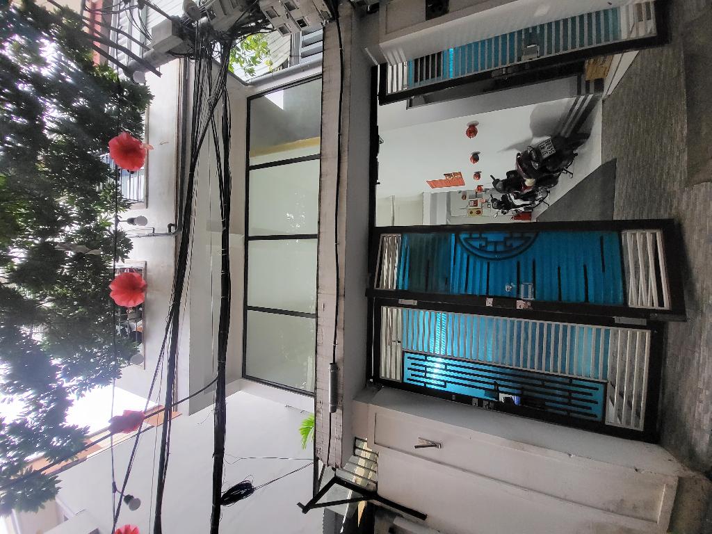 Bán nhà Lương Thế Vinh - diện tích 102m2 8 tầng - Ngõ ô tô - giá 31,8 tỷ