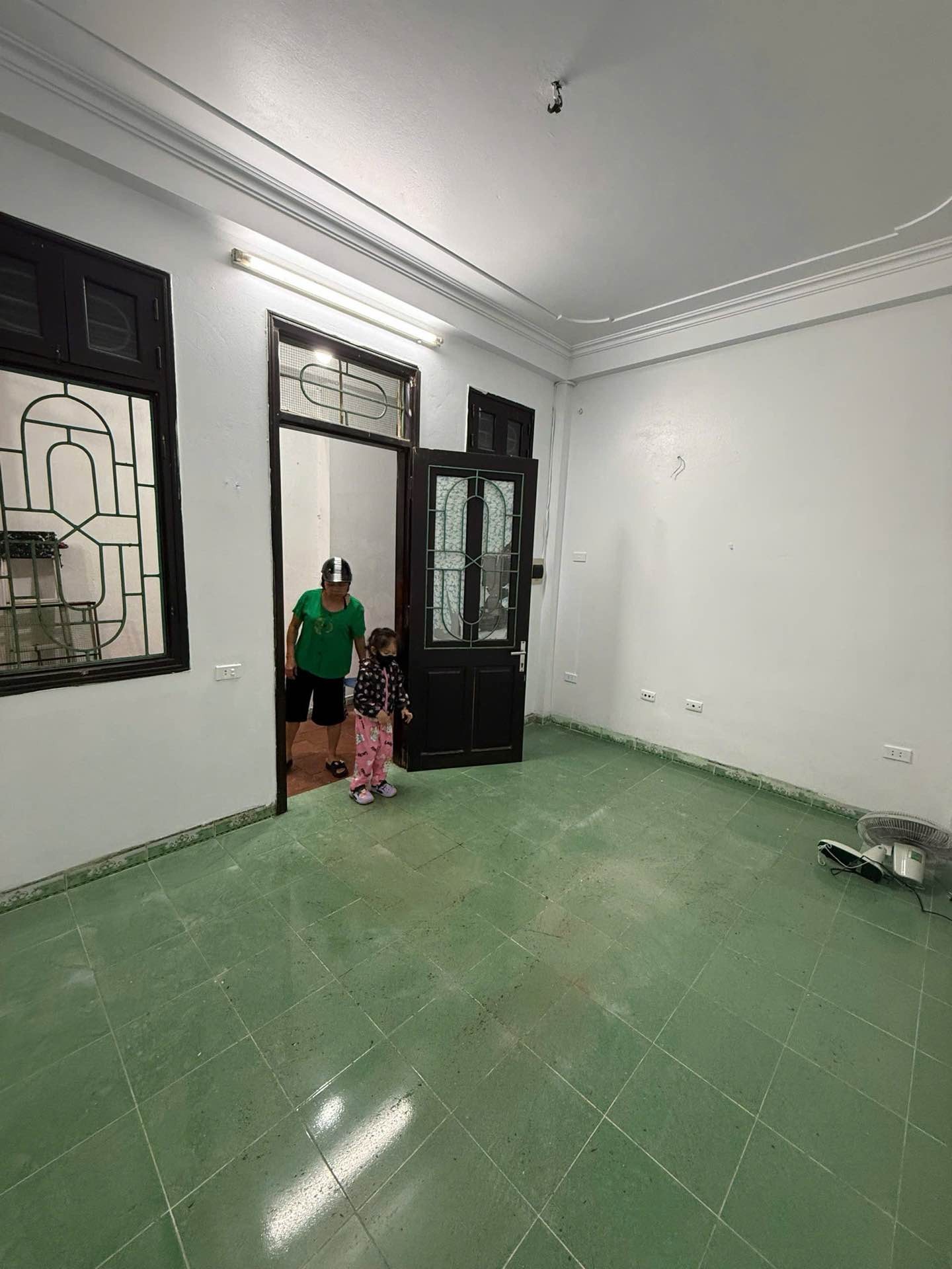 Bán nhà Thọ Lão - diện tích 44m2 4 tầng - Nhà khung cột, đầu tư sửa bán - giá 8,9 tỷ