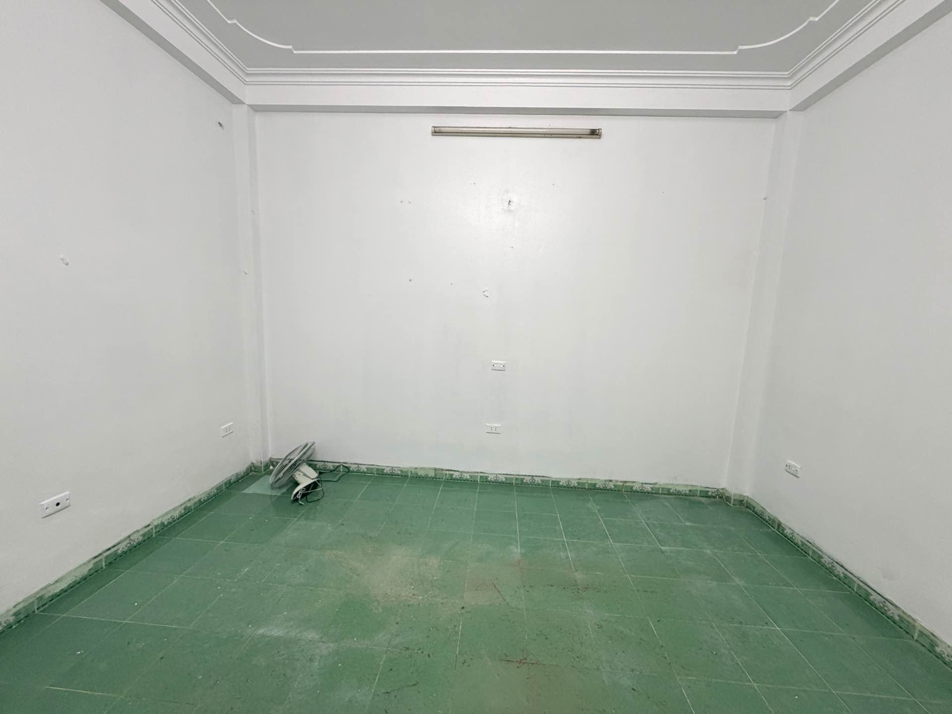 Bán nhà Thọ Lão - diện tích 44m2 4 tầng - Nhà khung cột, đầu tư sửa bán - giá 8,9 tỷ