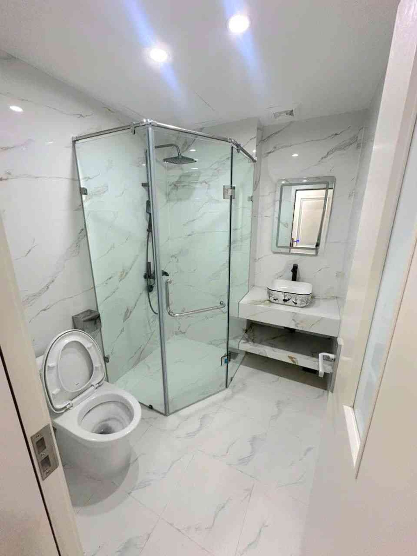 Bán nhà Nguyễn Chính - diện tích 46m2 7 tầng - Ô tô tránh - giá 17,6 tỷ