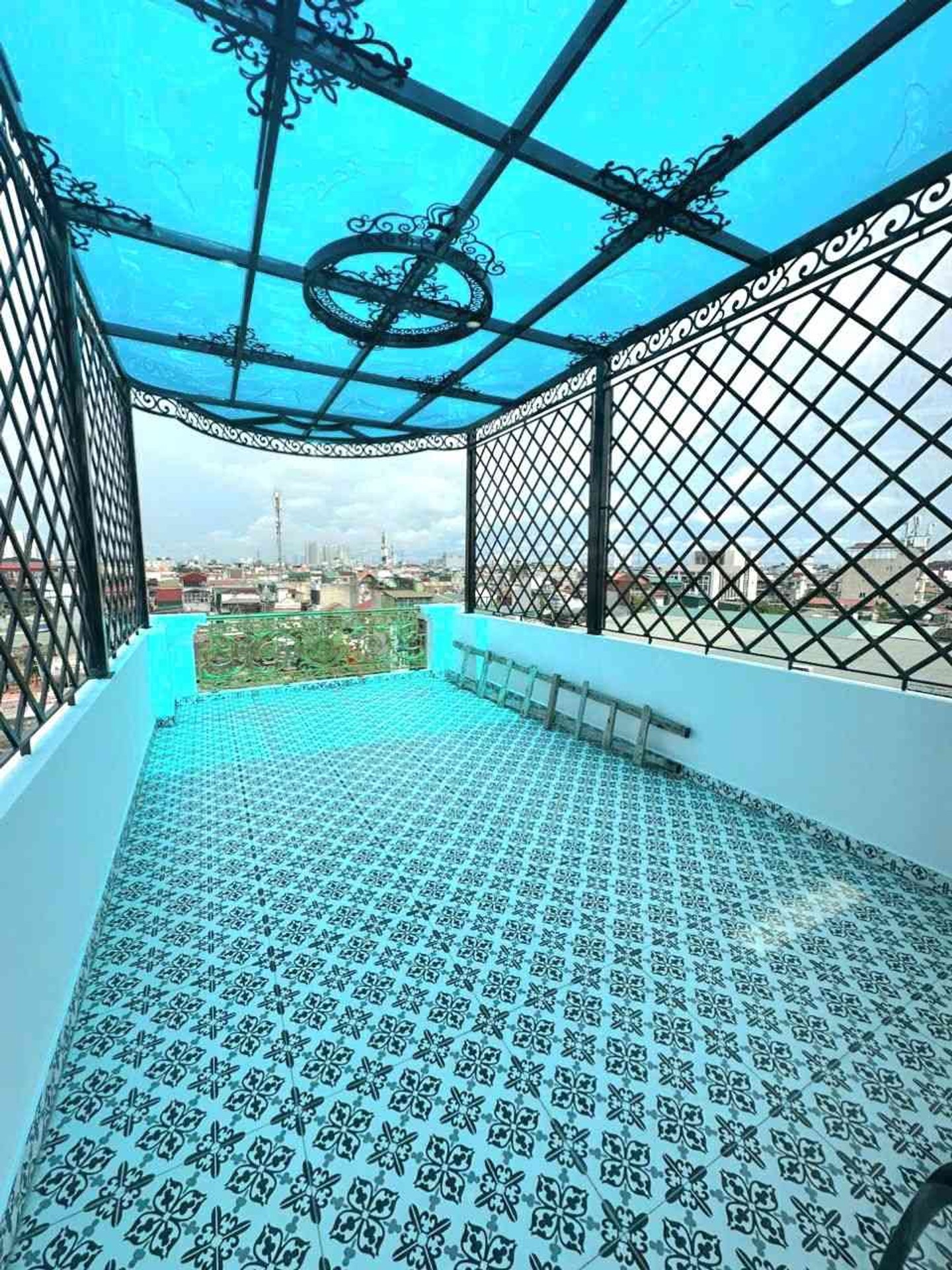 Bán nhà Nguyễn Chính - diện tích 46m2 7 tầng - Ô tô tránh - giá 17,6 tỷ