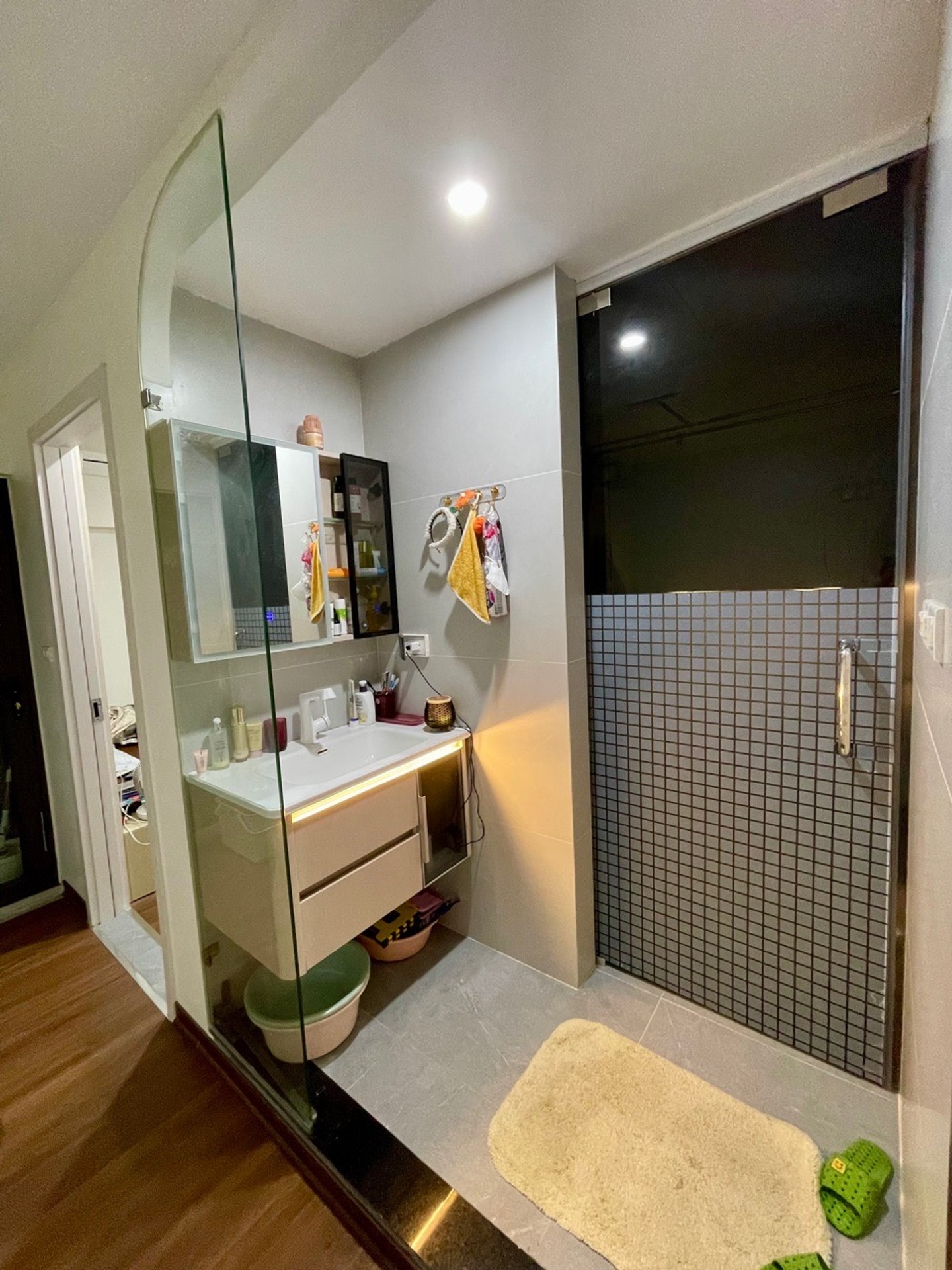 Bán nhà Linh Đường - diện tích 82m2 16 tầng - SIÊU HIẾM CĂN GÓC 3 NGỦ - giá 8,7 tỷ