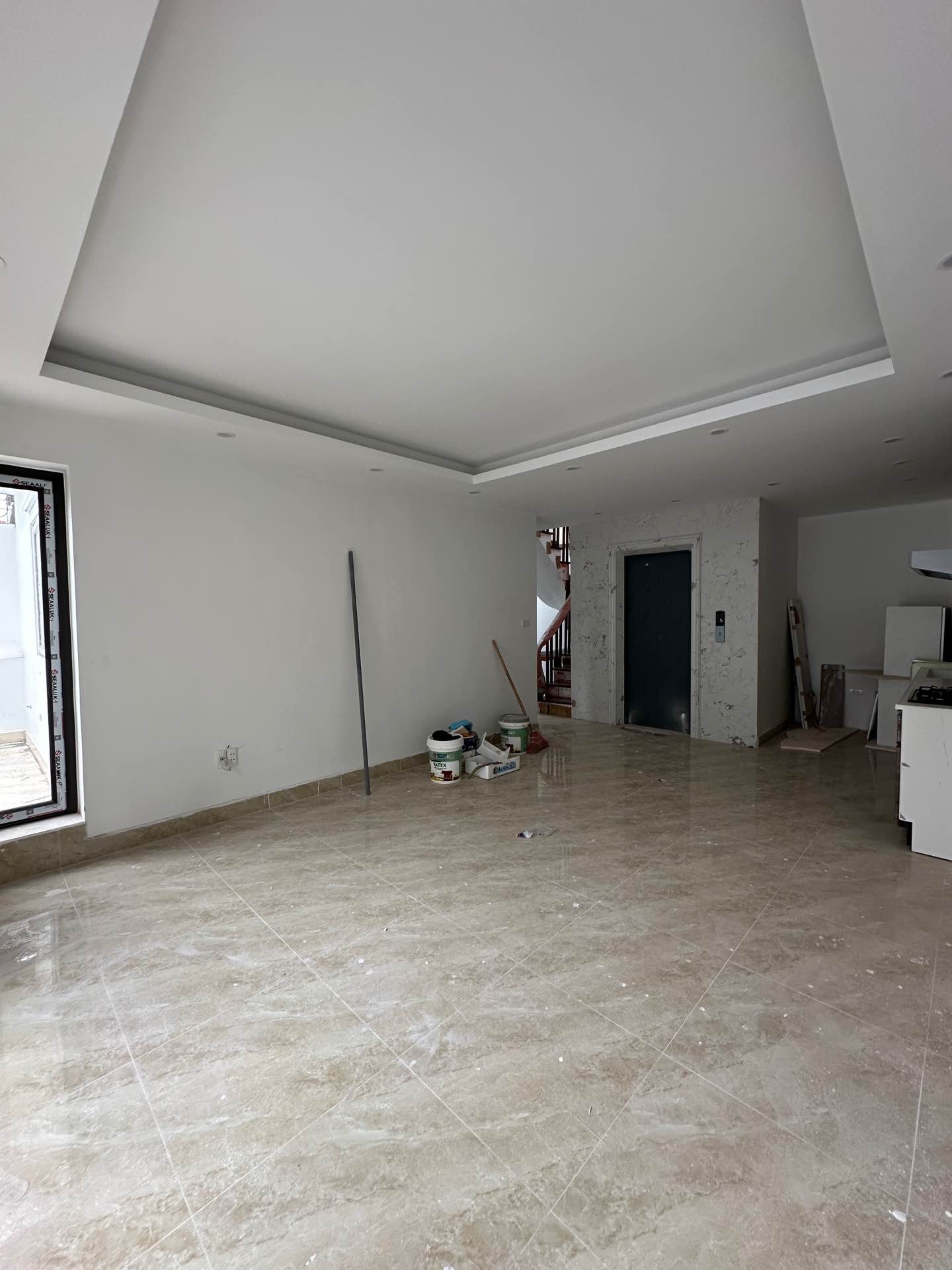 Bán nhà Ngõ 2 ô tô tránh Lĩnh Nam - diện tích 73m2 6 tầng - Mặt tiền 8,5m - giá 25 tỷ