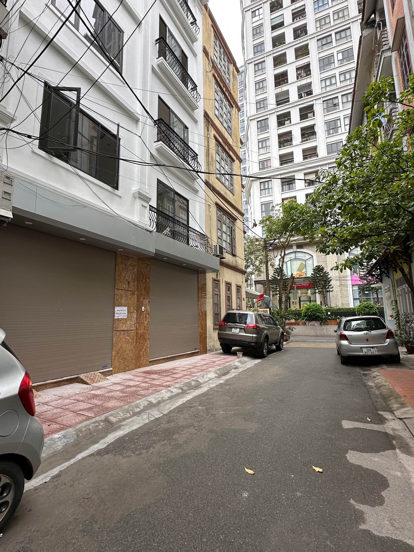 Bán nhà Ngõ 2 ô tô tránh Lĩnh Nam - diện tích 73m2 6 tầng - Mặt tiền 8,5m - giá 25 tỷ