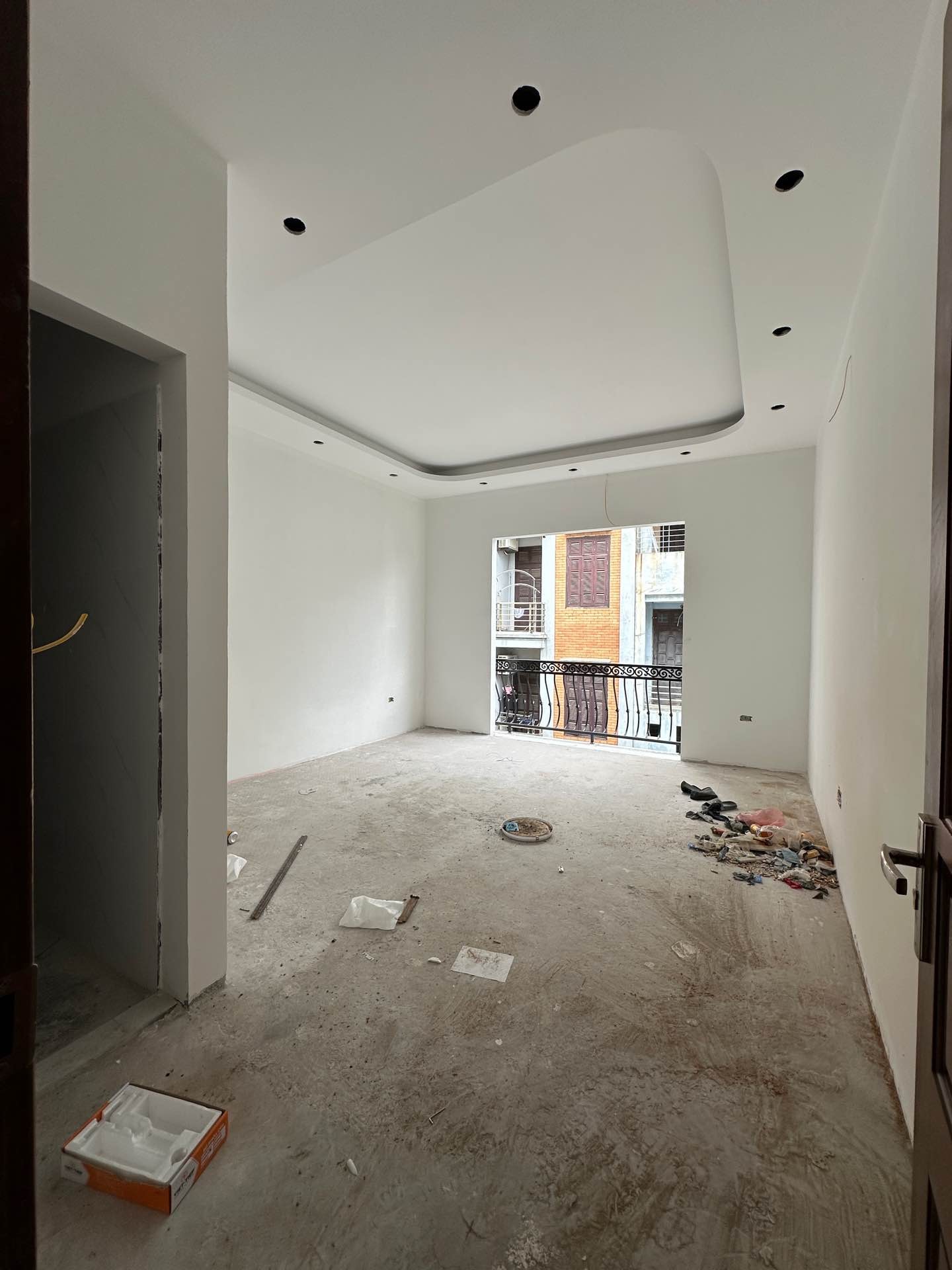 Bán nhà Ngõ 2 ô tô tránh Lĩnh Nam - diện tích 73m2 6 tầng - Mặt tiền 8,5m - giá 25 tỷ