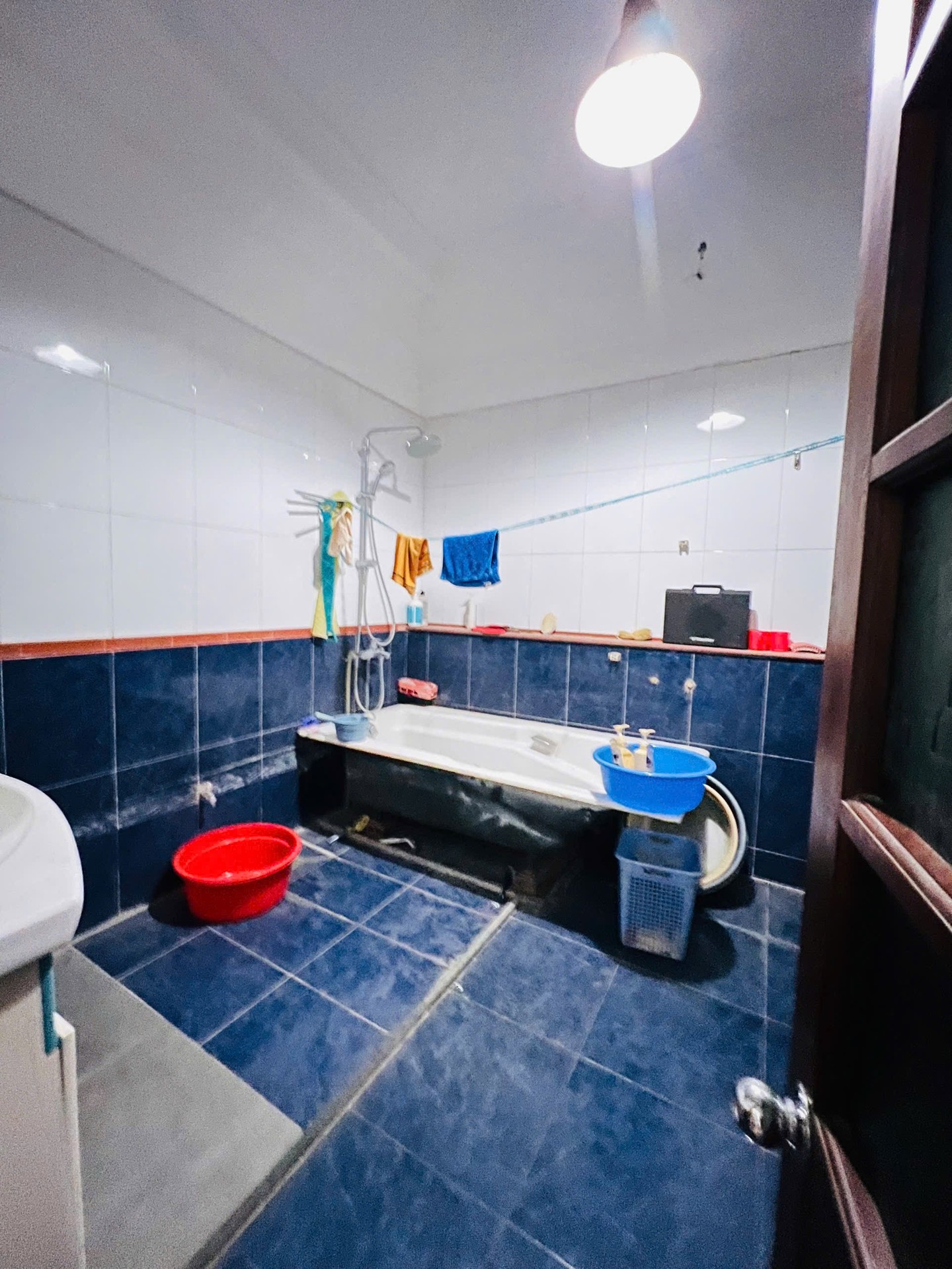 Bán nhà Cự Lộc - diện tích 100m2 4 tầng - Lô góc 2 mặt thoáng - giá 38 tỷ