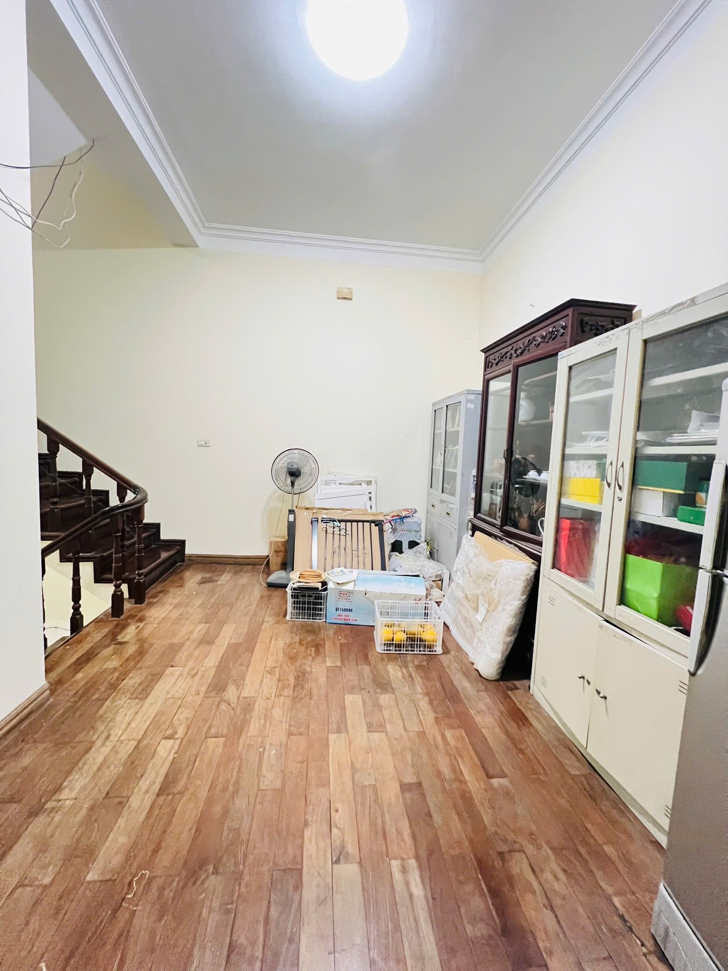 Bán nhà Cự Lộc - diện tích 100m2 4 tầng - Lô góc 2 mặt thoáng - giá 38 tỷ