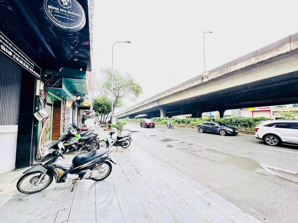 Bán nhà Nguyễn Xiển - diện tích 64m2 8 tầng - Thang máy - giá 35 tỷ