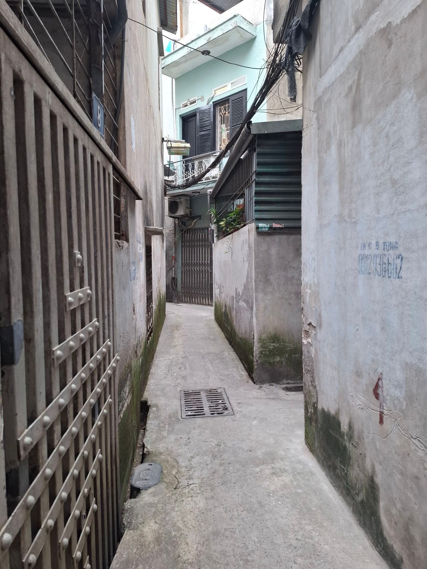 Bán nhà Lĩnh Nam - diện tích 35m2 5 tầng - Ngõ nông, gần chợ - giá 7,5 tỷ