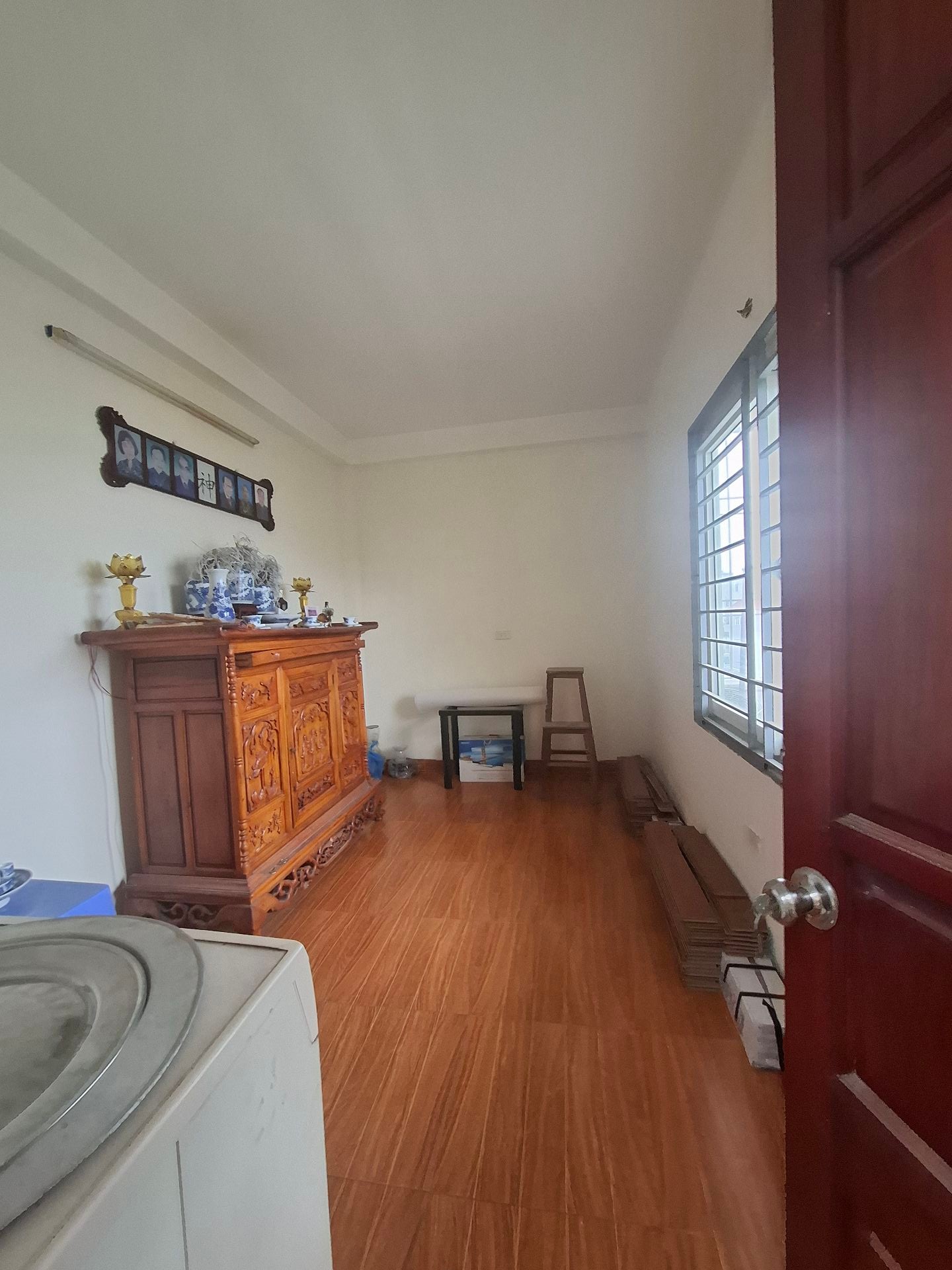 Bán nhà Lĩnh Nam - diện tích 35m2 5 tầng - Ngõ nông, gần chợ - giá 7,5 tỷ