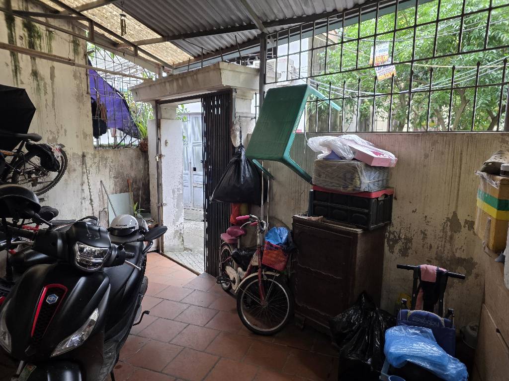 Bán nhà Lĩnh Nam - diện tích 83m2 1 tầng - Lô góc, vuông vắn - giá 22 tỷ