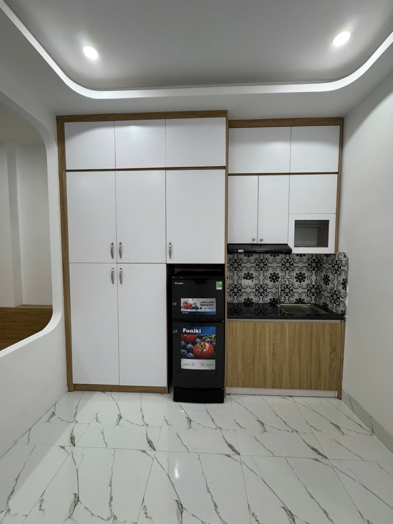Bán nhà Mạc Thị Bưởi - diện tích 49m2 5 tầng - Ngõ đẹp 3 gác vào tận nhà - giá 14,5 tỷ
