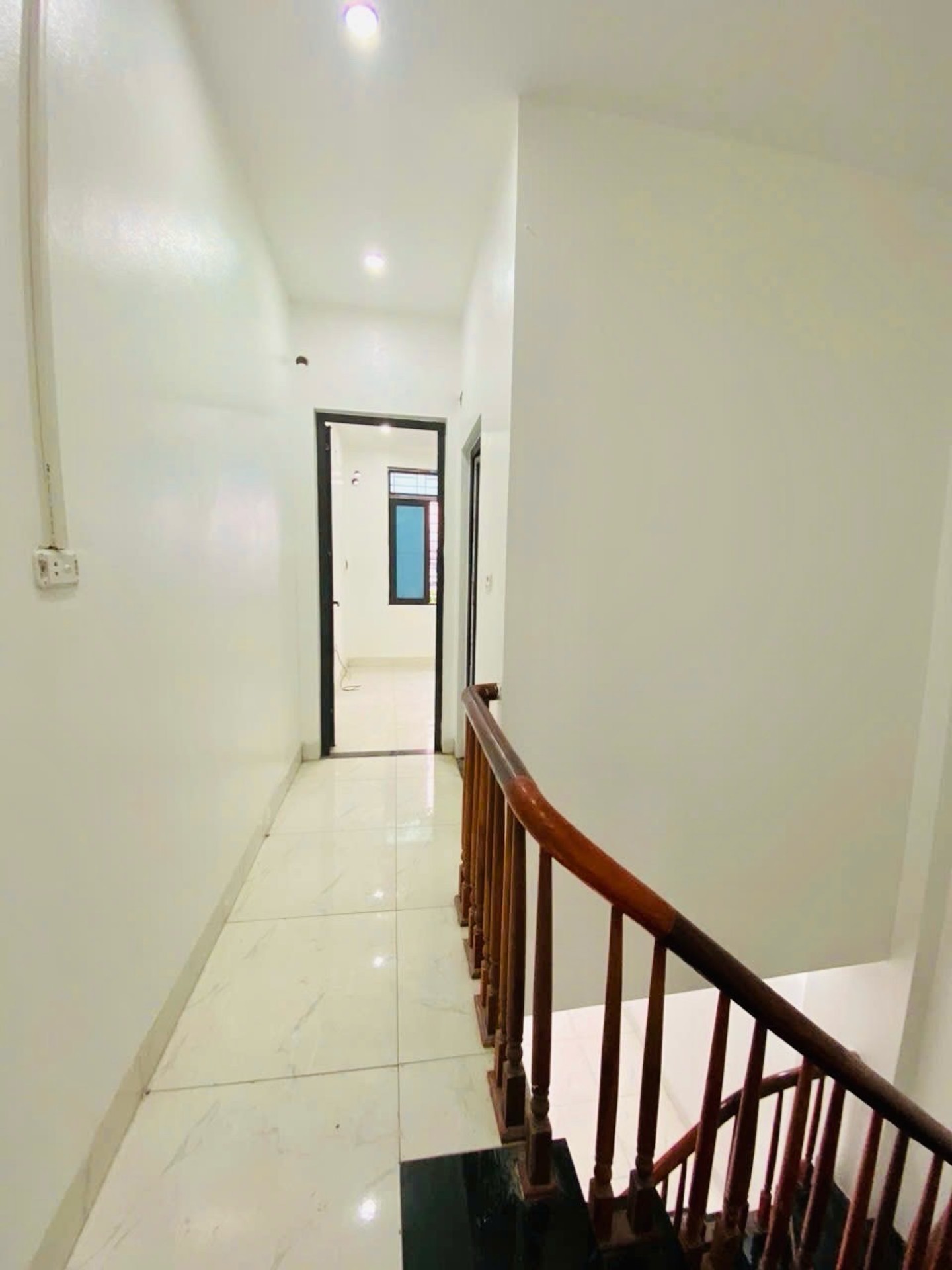 Bán nhà Lĩnh Nam - diện tích 32m2 2 tầng - Ngõ ô tô thông thoáng - giá 4,2 tỷ