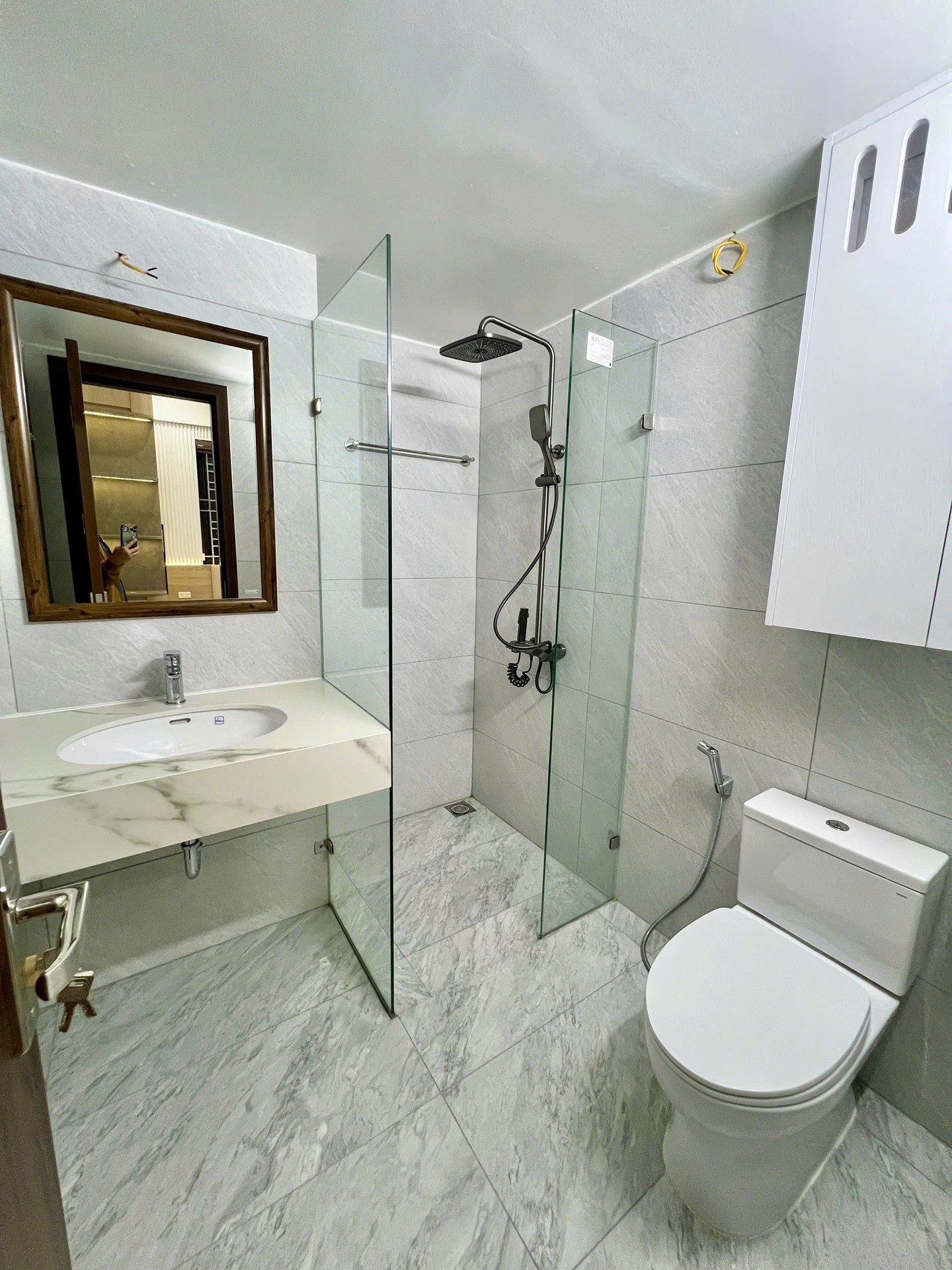 Bán nhà Trần Thủ Độ - diện tích 85m2 1 tầng - Căn góc, full nội thất - giá 5,9 tỷ