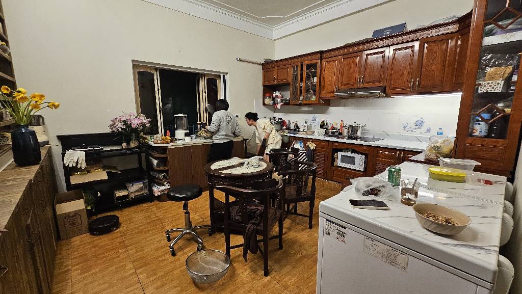 Bán nhà Nguyễn Văn Lộc - diện tích 68m2 5 tầng - mặt tiền 5m - giá 47 tỷ