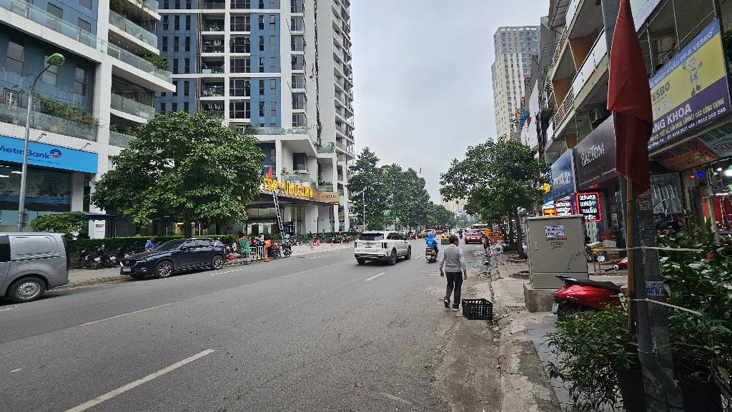 Bán nhà Nguyễn Văn Lộc - diện tích 68m2 5 tầng - mặt tiền 5m - giá 47 tỷ