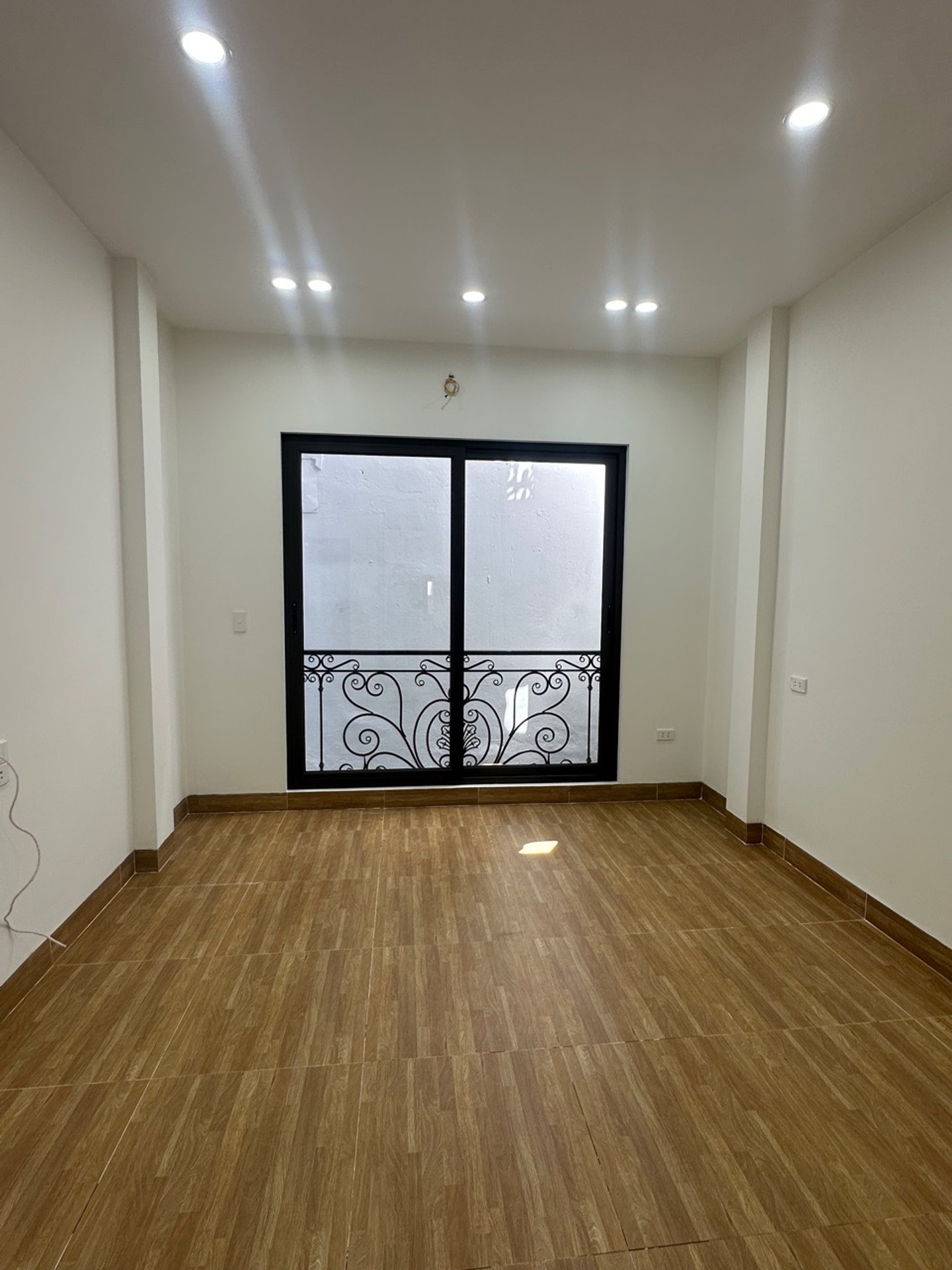 Bán nhà Hai Bà Trưng - diện tích 20m2 5 tầng - Nhà đẹp, về ở ngay không phải sửa chữa - giá 6 tỷ