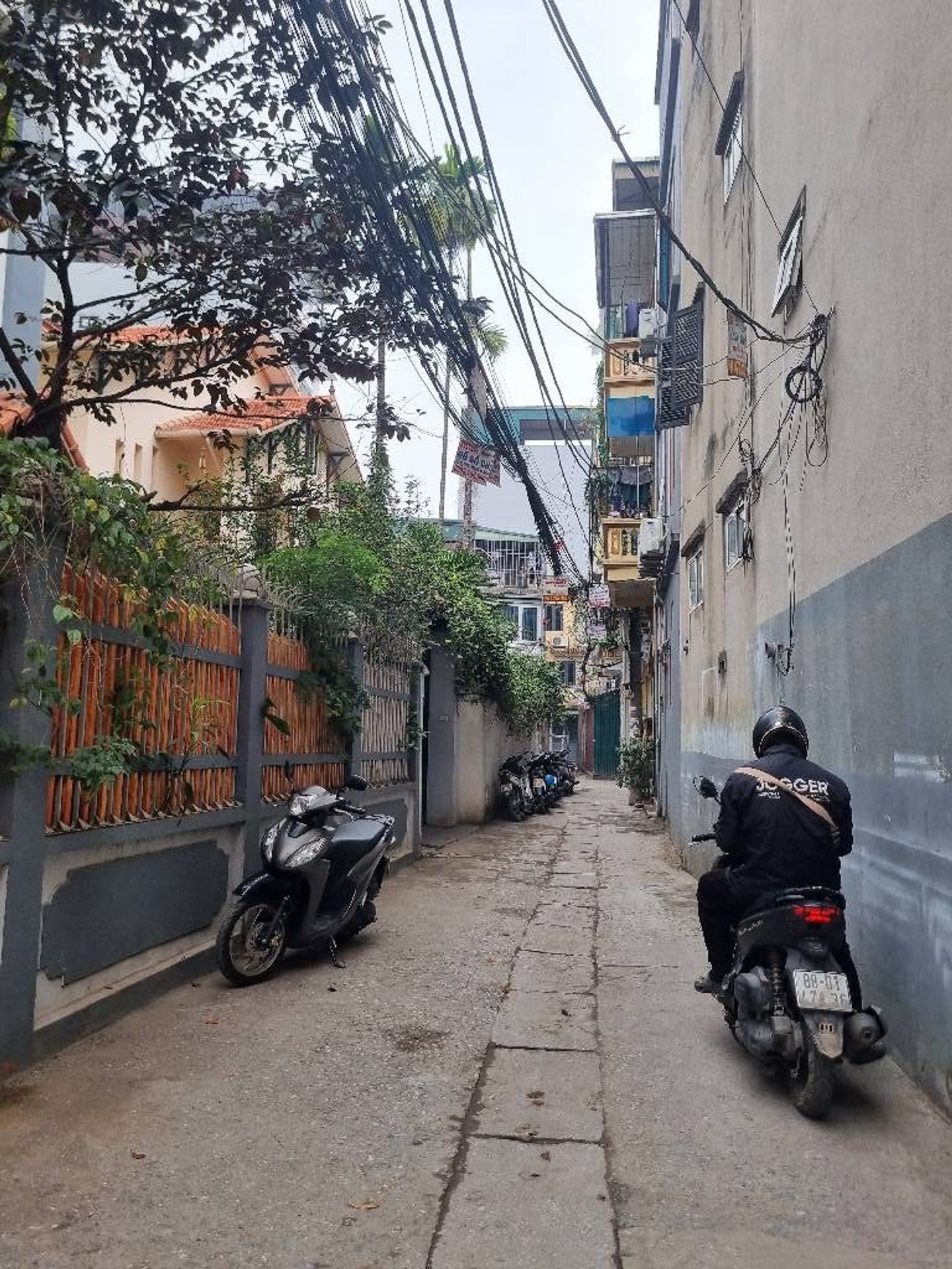 Bán nhà ngõ Gốc Đề - diện tích 30m2 5 tầng - Lô góc 3 thoáng - giá 8,3 tỷ