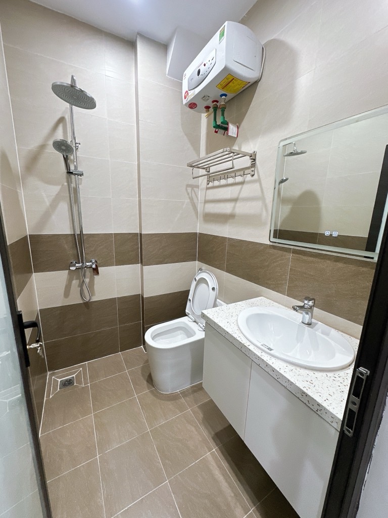 Bán nhà Định Công Thượng - diện tích 34m2 6 tầng - Ô tô đỗ cửa kinh doanh đỉnh - giá 10,5 tỷ