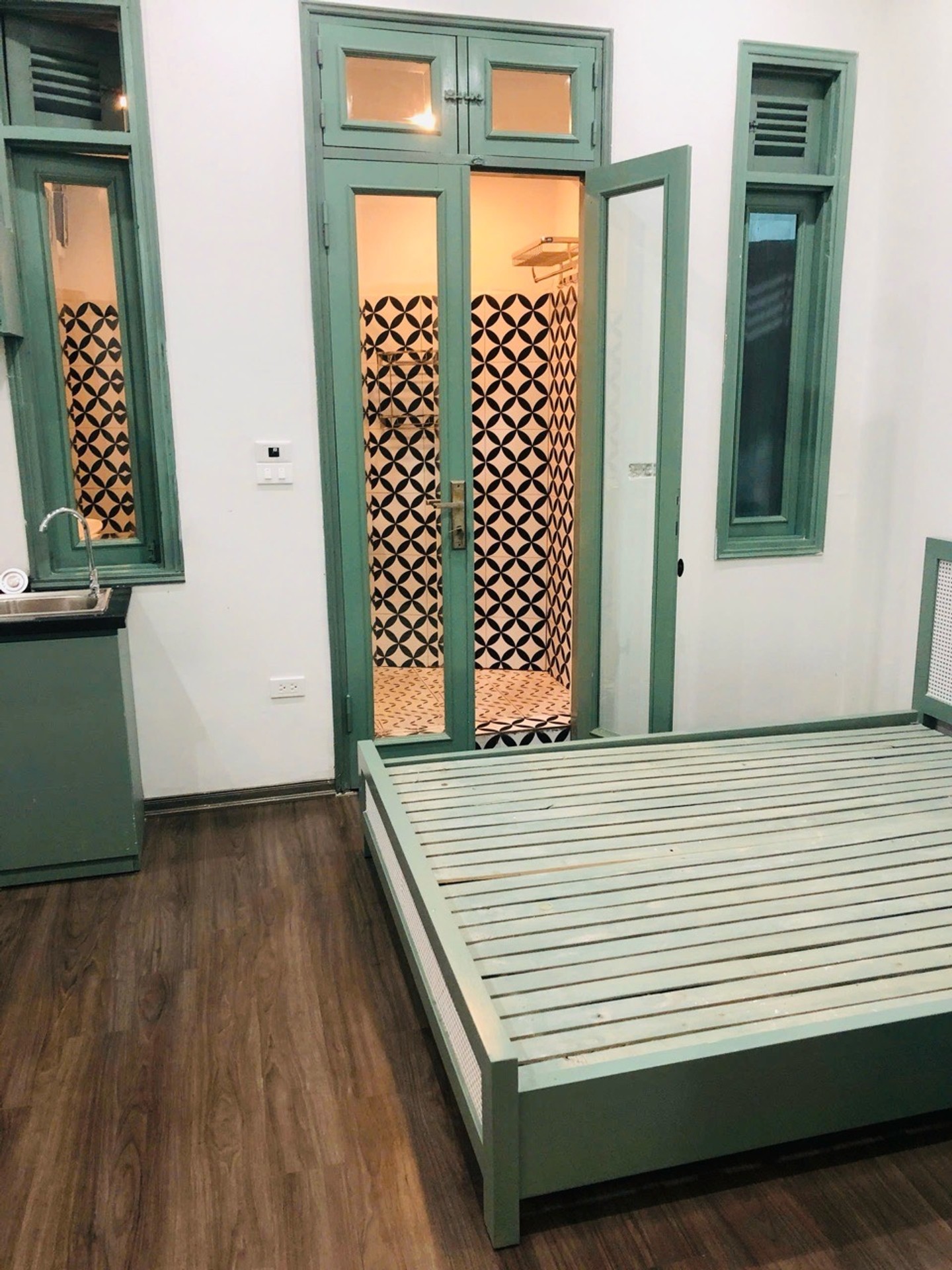 Bán nhà Tạ Quang Bửu - diện tích 90m2 6 tầng - Lô góc, ngõ ô tô tránh - giá 31,5 tỷ