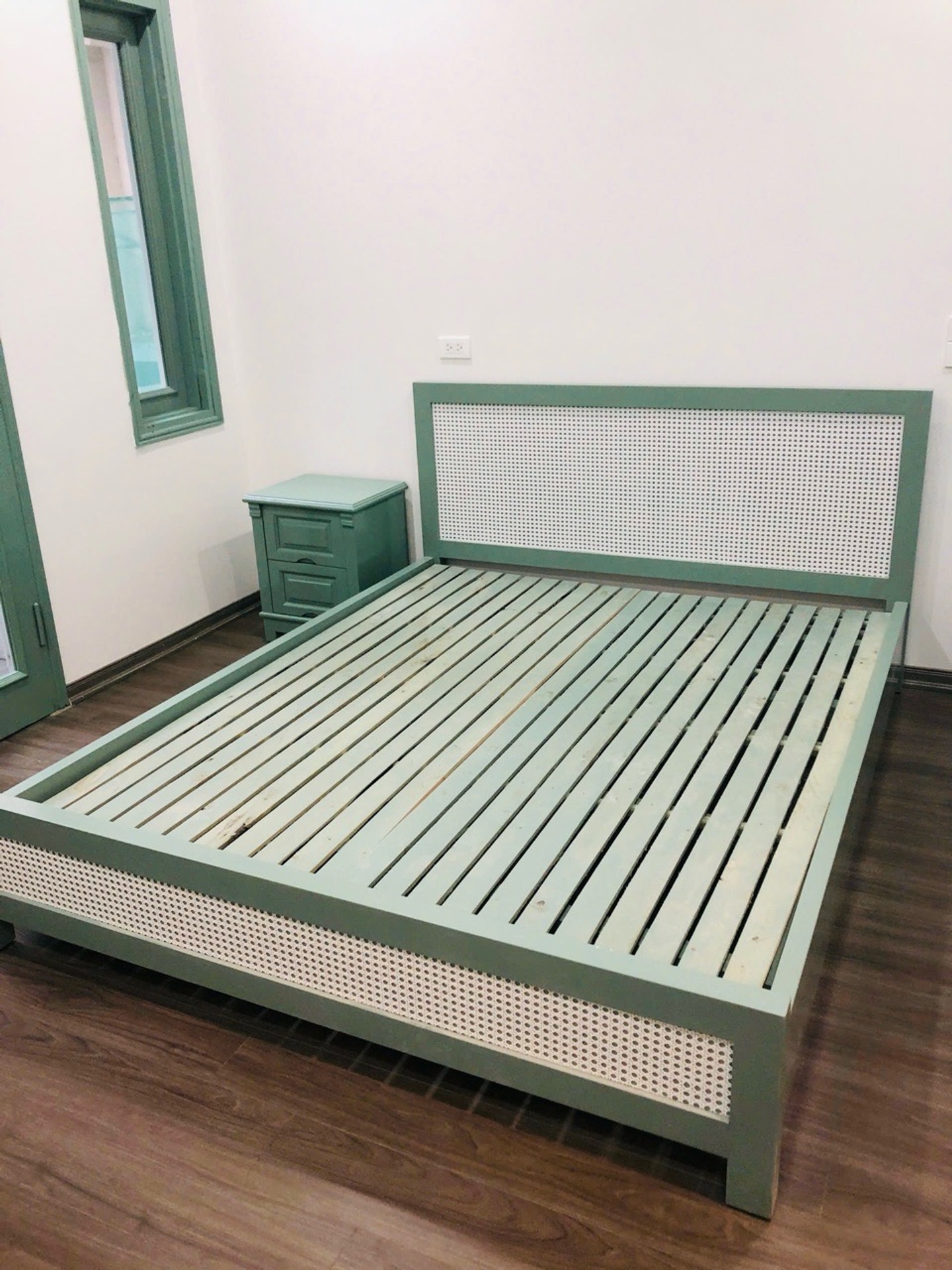 Bán nhà Tạ Quang Bửu - diện tích 90m2 6 tầng - Lô góc, ngõ ô tô tránh - giá 31,5 tỷ