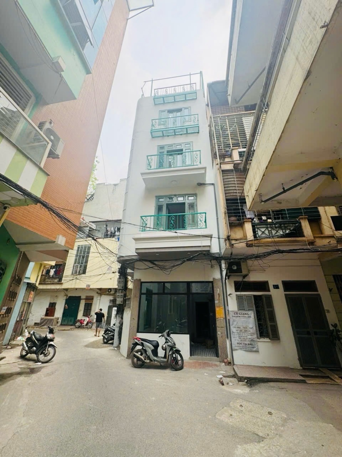 Bán nhà Tạ Quang Bửu - diện tích 90m2 6 tầng - Lô góc, ngõ ô tô tránh - giá 31,5 tỷ