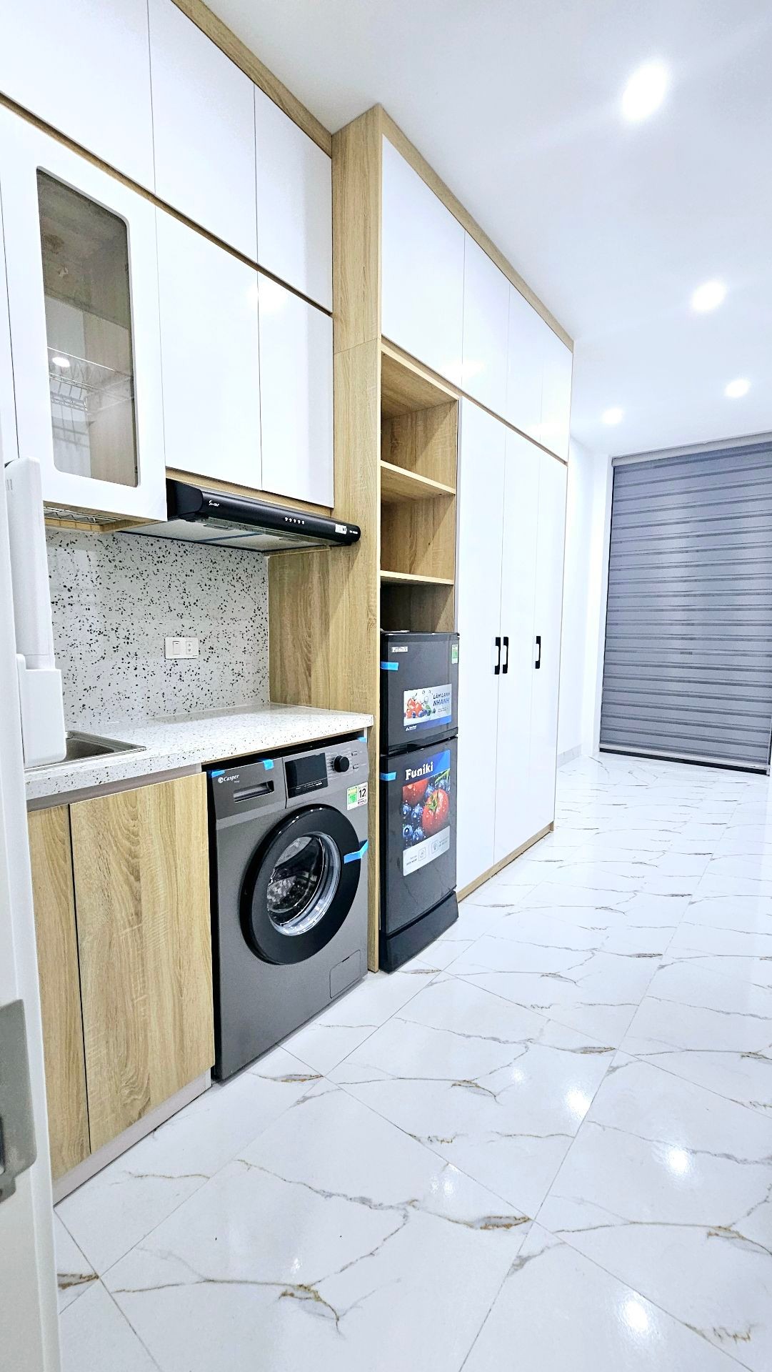 Bán nhà Kim Ngưu - diện tích 64m2 6 tầng - Thang máy - giá 20 tỷ