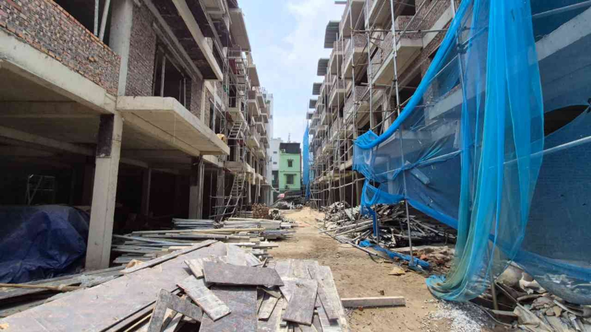Bán nhà Đại Từ - diện tích 75m2 5 tầng - Mặt tiền 6m - giá 25,2 tỷ