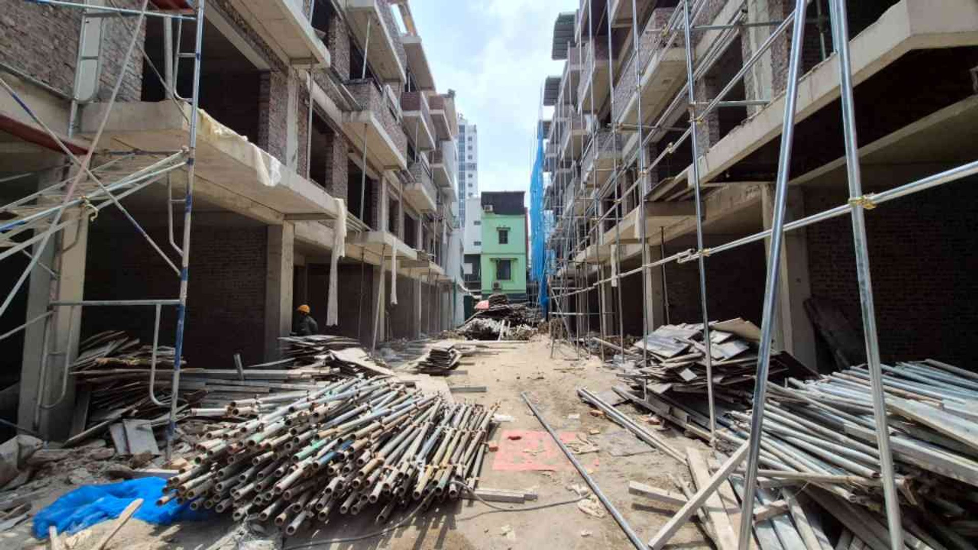 Bán nhà Đại Từ - diện tích 75m2 5 tầng - Mặt tiền 6m - giá 25,2 tỷ