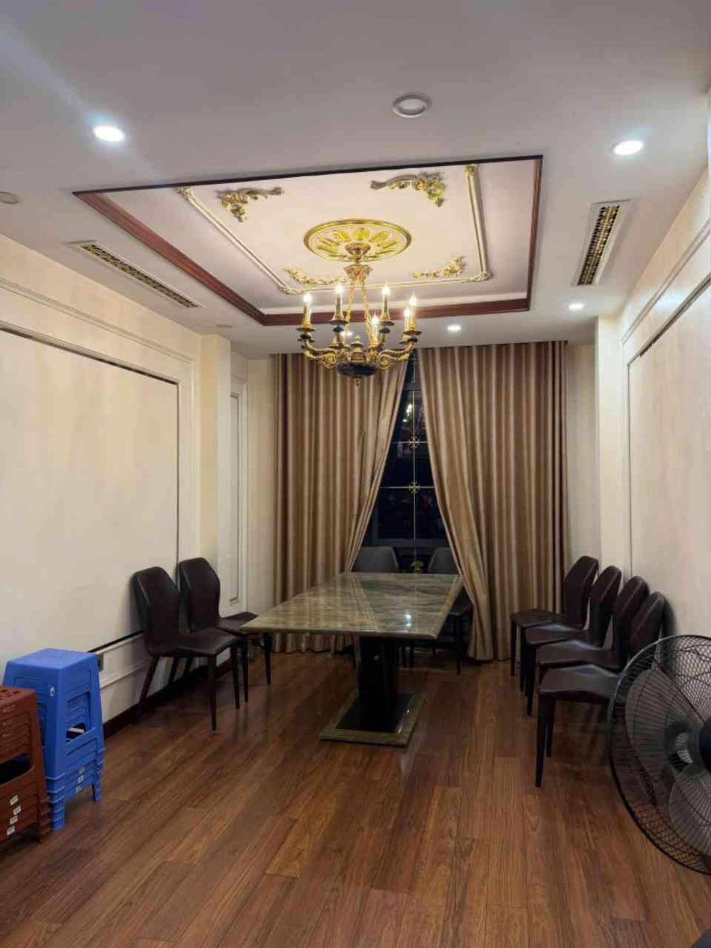 Bán nhà Khâm Thiên - diện tích 55m2 6 tầng - Mặt phố trung tâm Đống Đa - giá 37 tỷ