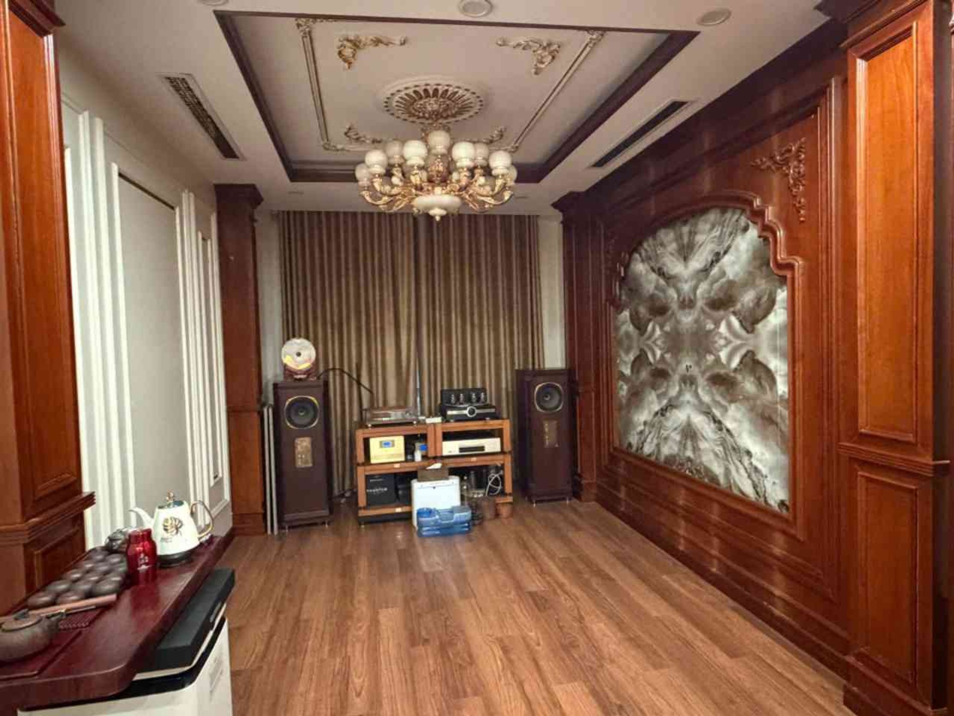 Bán nhà Khâm Thiên - diện tích 55m2 6 tầng - Mặt phố trung tâm Đống Đa - giá 37 tỷ