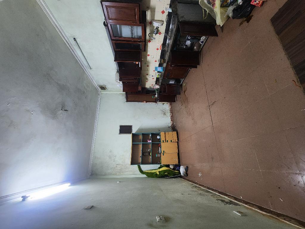 Bán nhà Lĩnh Nam - diện tích 74m2 3 tầng - Lô góc thoáng sáng - giá 16,8 tỷ