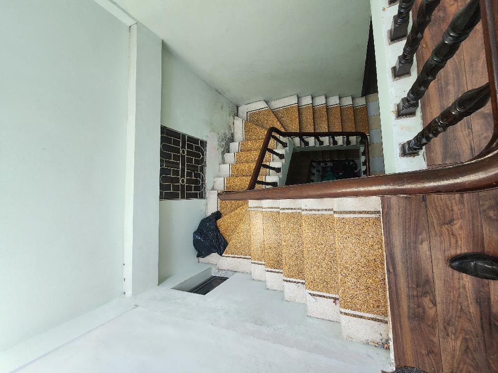 Bán nhà Lĩnh Nam - diện tích 74m2 3 tầng - Lô góc thoáng sáng - giá 16,8 tỷ