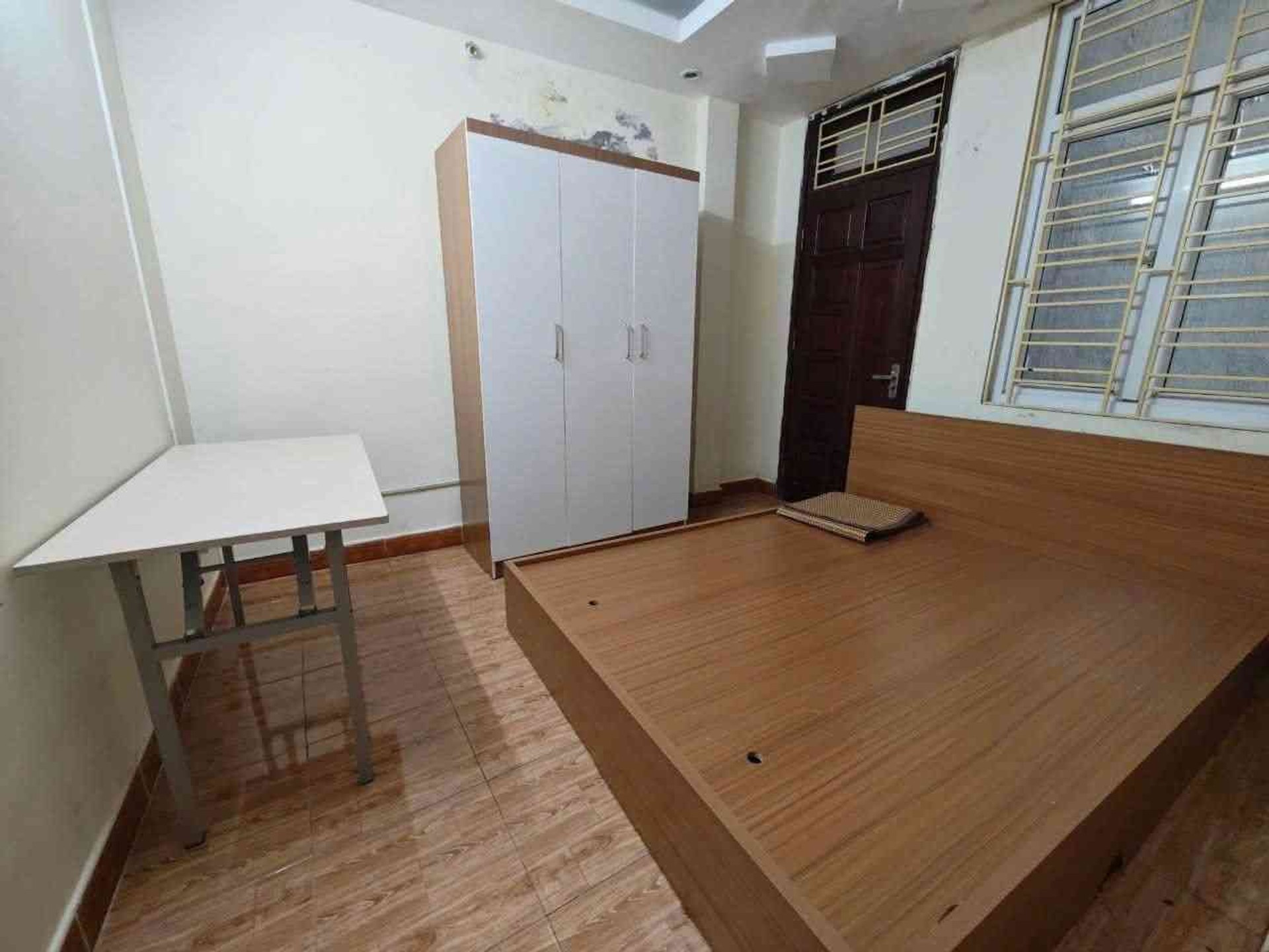 Bán nhà Nguyễn Trãi - diện tích 39m2 5 tầng - Nhà đẹp, sát đường 2.5 đang mở - giá 10,5 tỷ