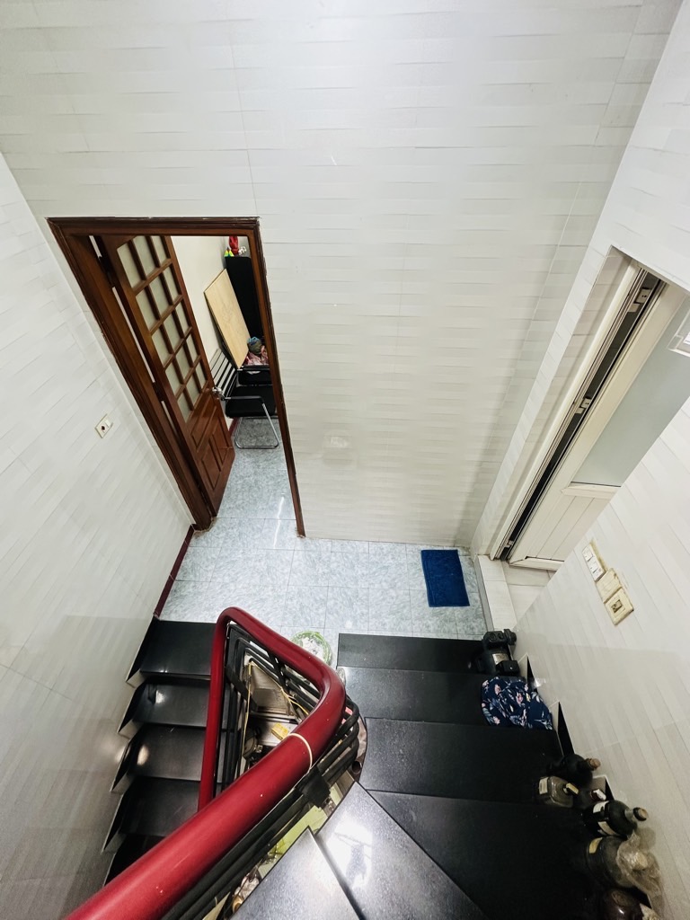 Bán nhà Hồng Mai - diện tích 31m2 3 tầng - MẶT PHỐ KINH DOANH - giá 11 tỷ