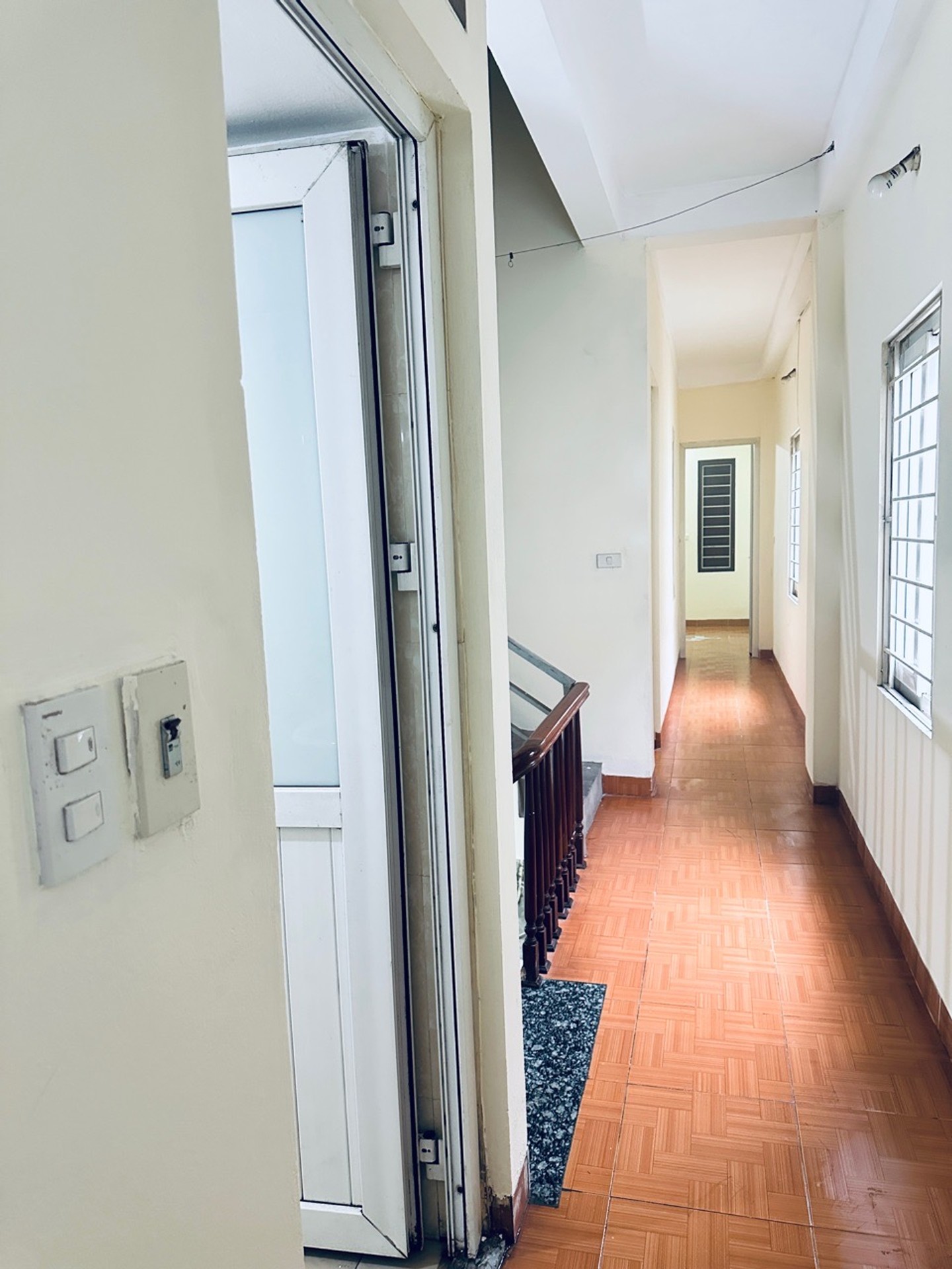 Bán nhà Lê Trọng Tấn - diện tích 59m2 2 tầng - Lô góc, gần ô tô - giá 4 tỷ
