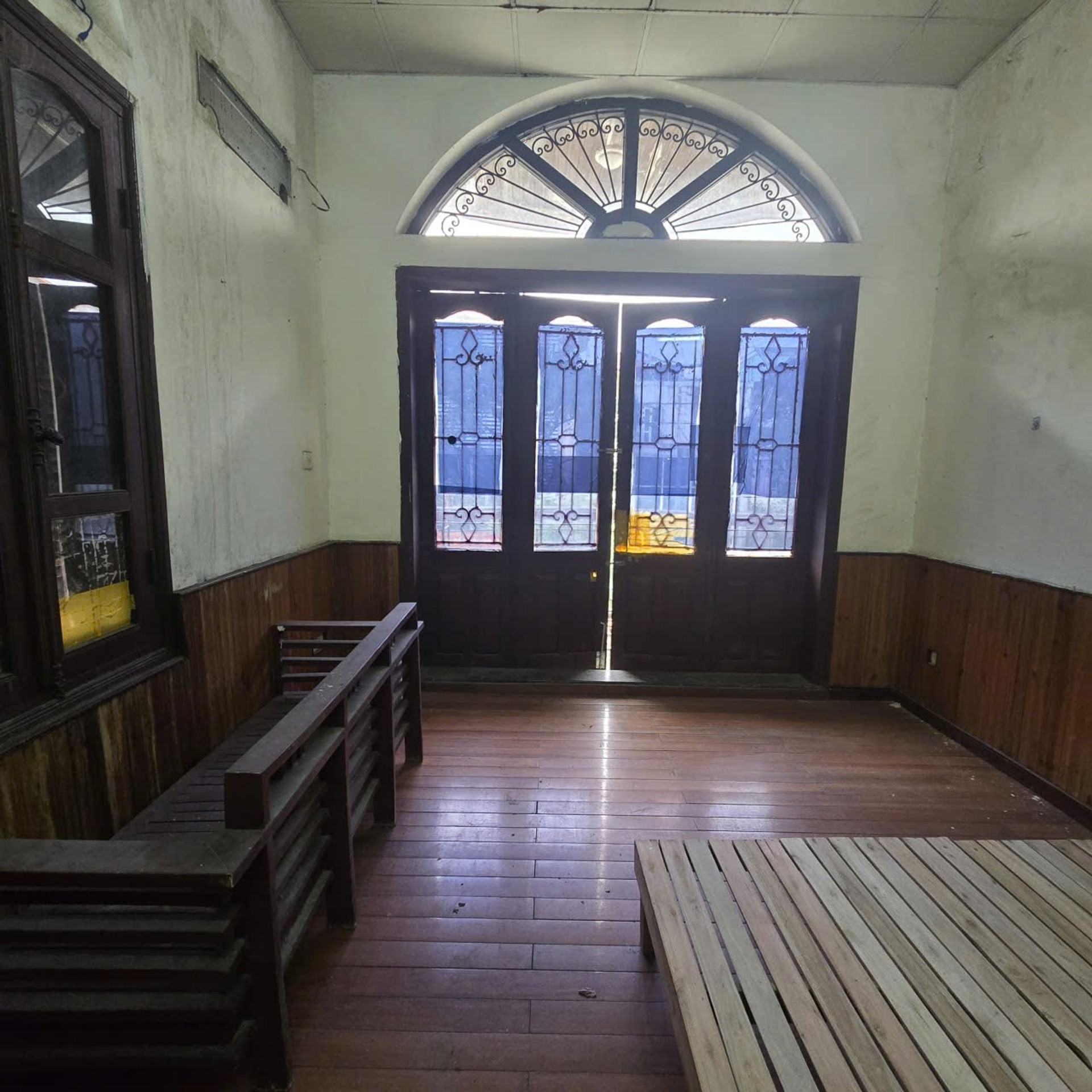 Bán nhà Hồng Mai - diện tích 86m2 4 tầng - Lô góc 2 mặt thoáng - giá 43 tỷ