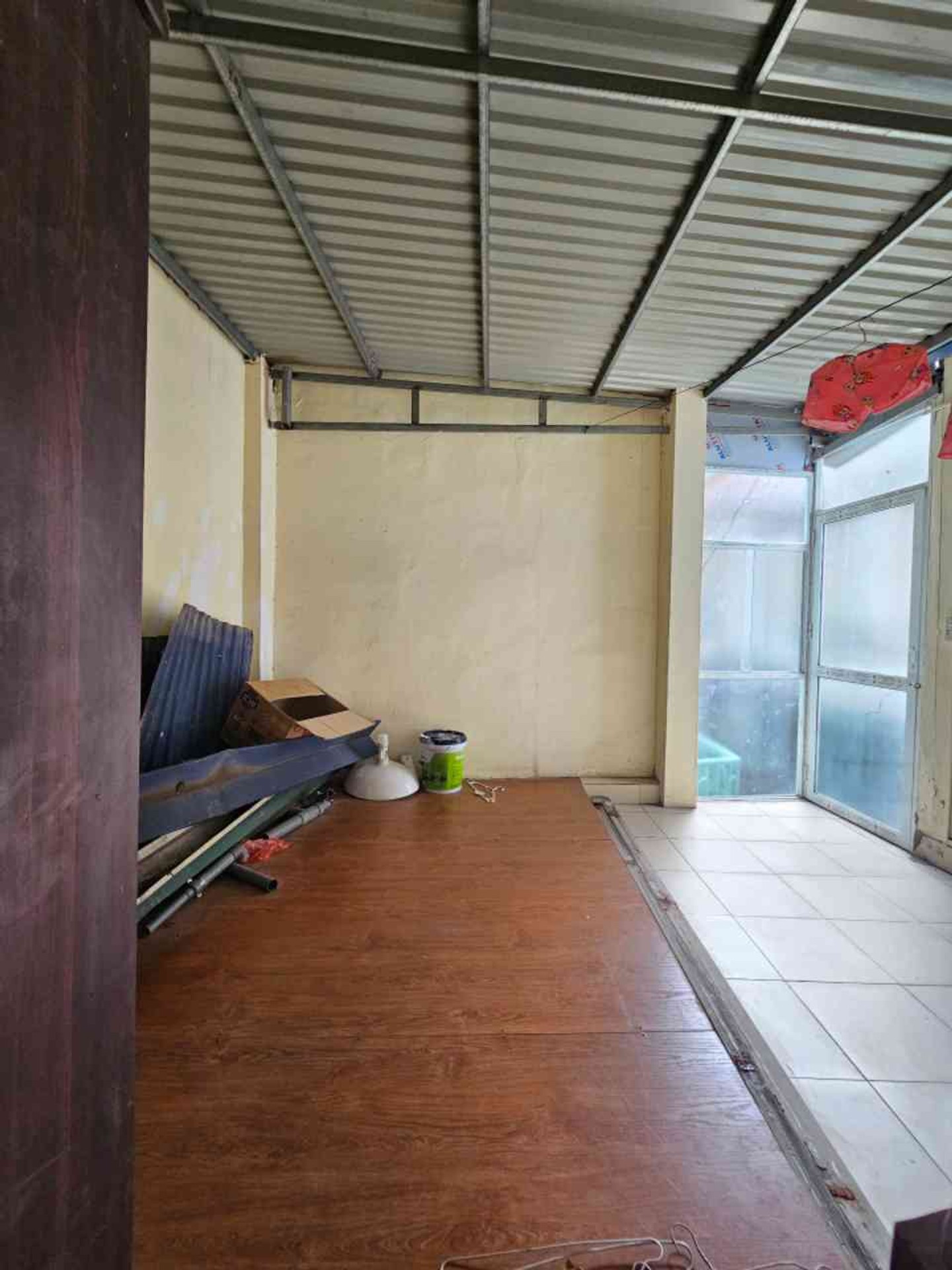 Bán nhà Hoàng Mai - diện tích 20m2 3 tầng - ô tô đỗ cửa - giá 4,8 tỷ